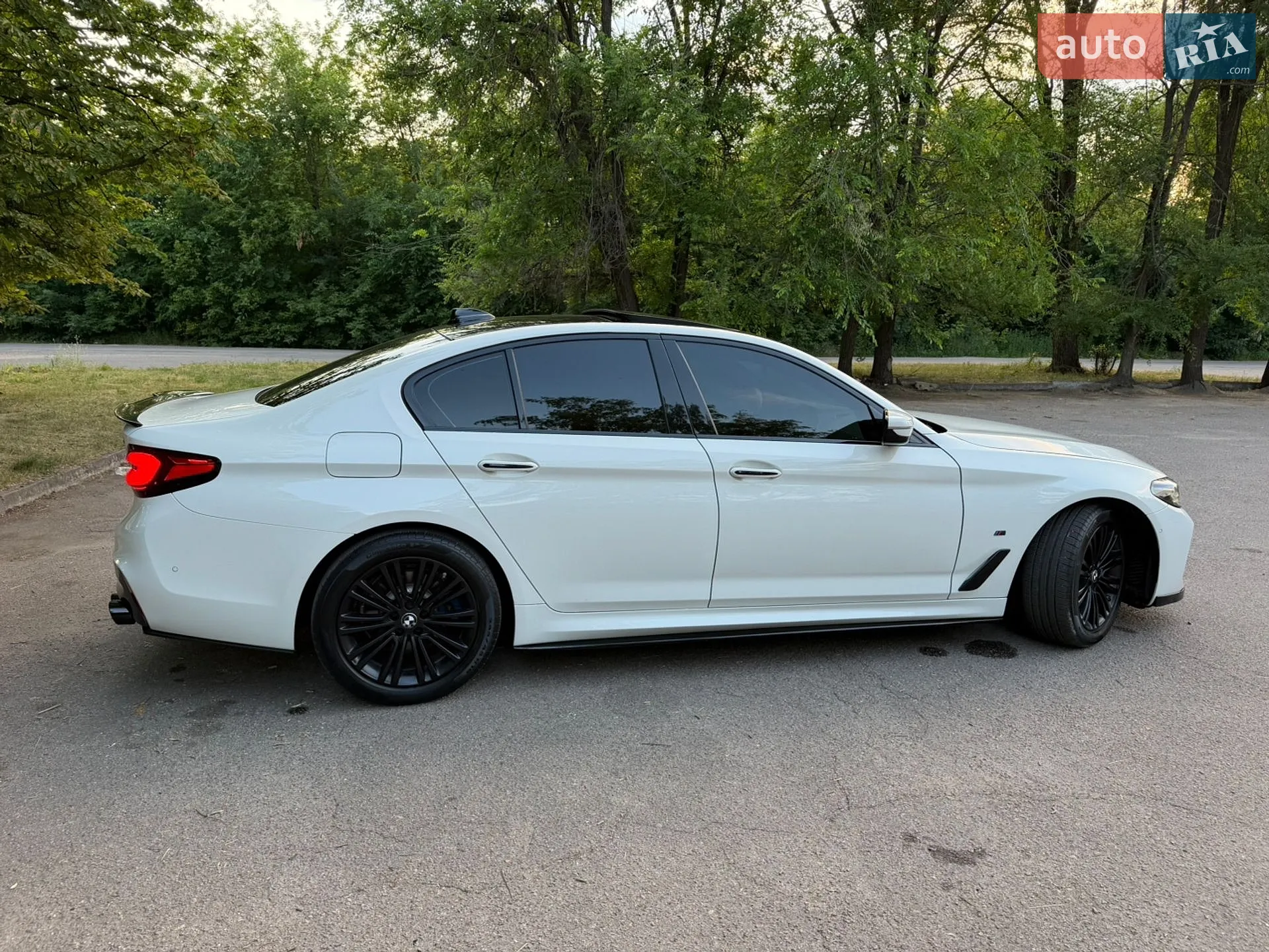 2017 BMW 5er - мініатюра 15