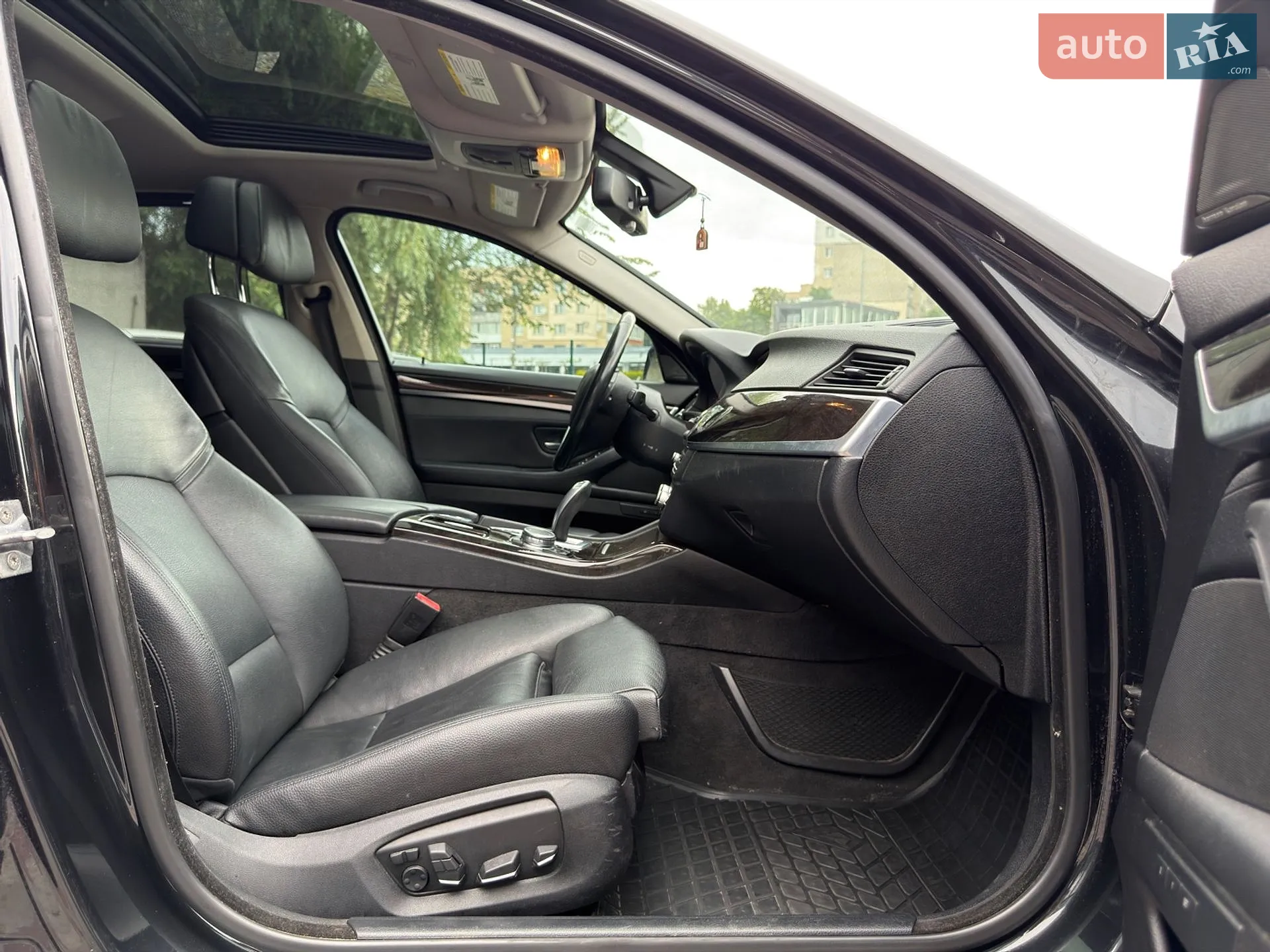 2015 BMW 5er - мініатюра 3