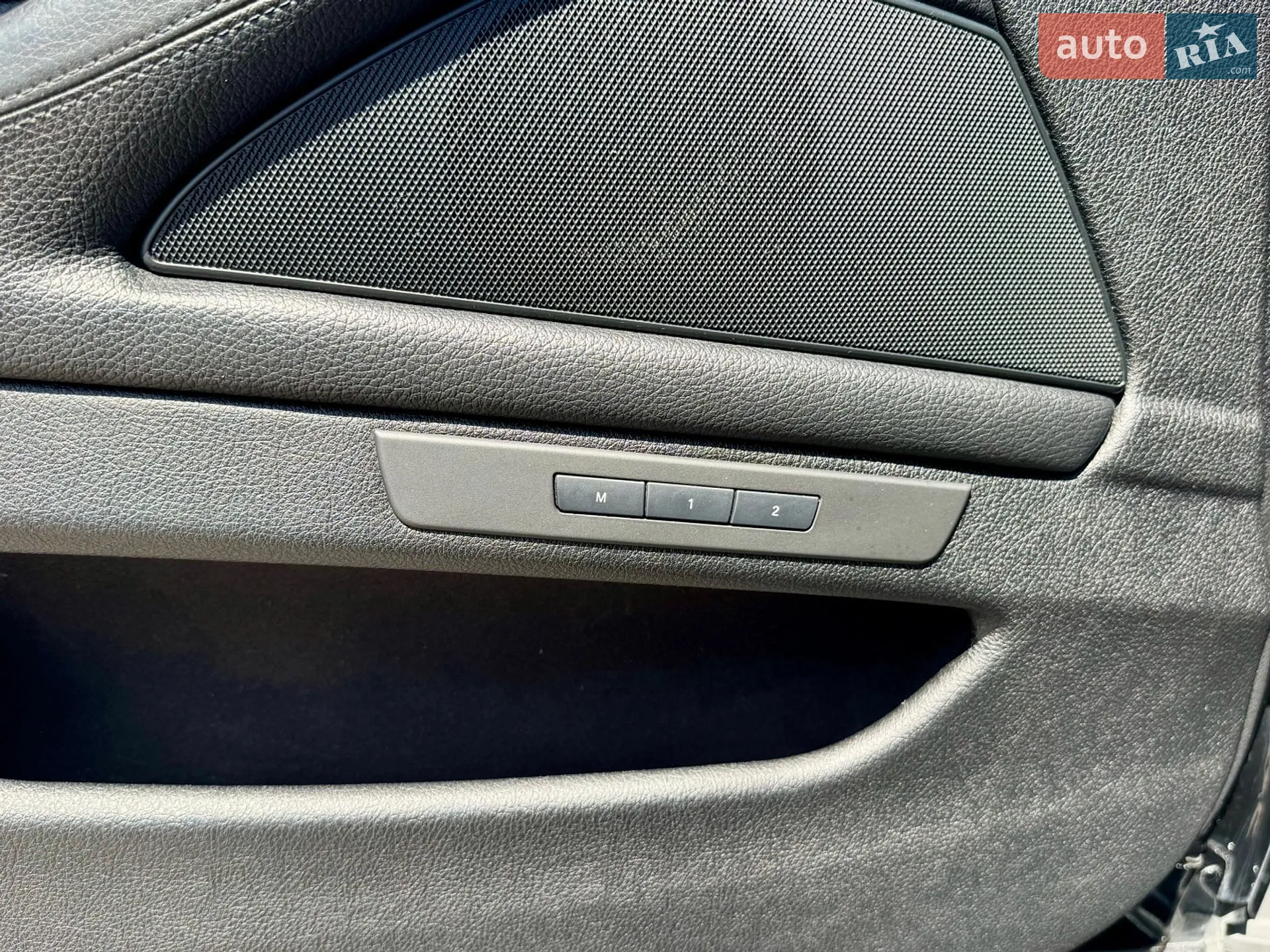 2012 BMW 5er - мініатюра 21