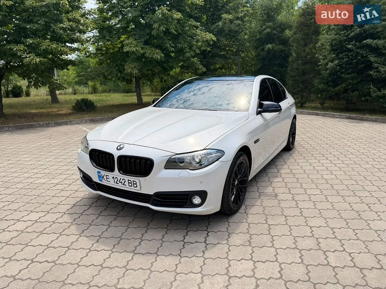2012 BMW 5er - мініатюра 11