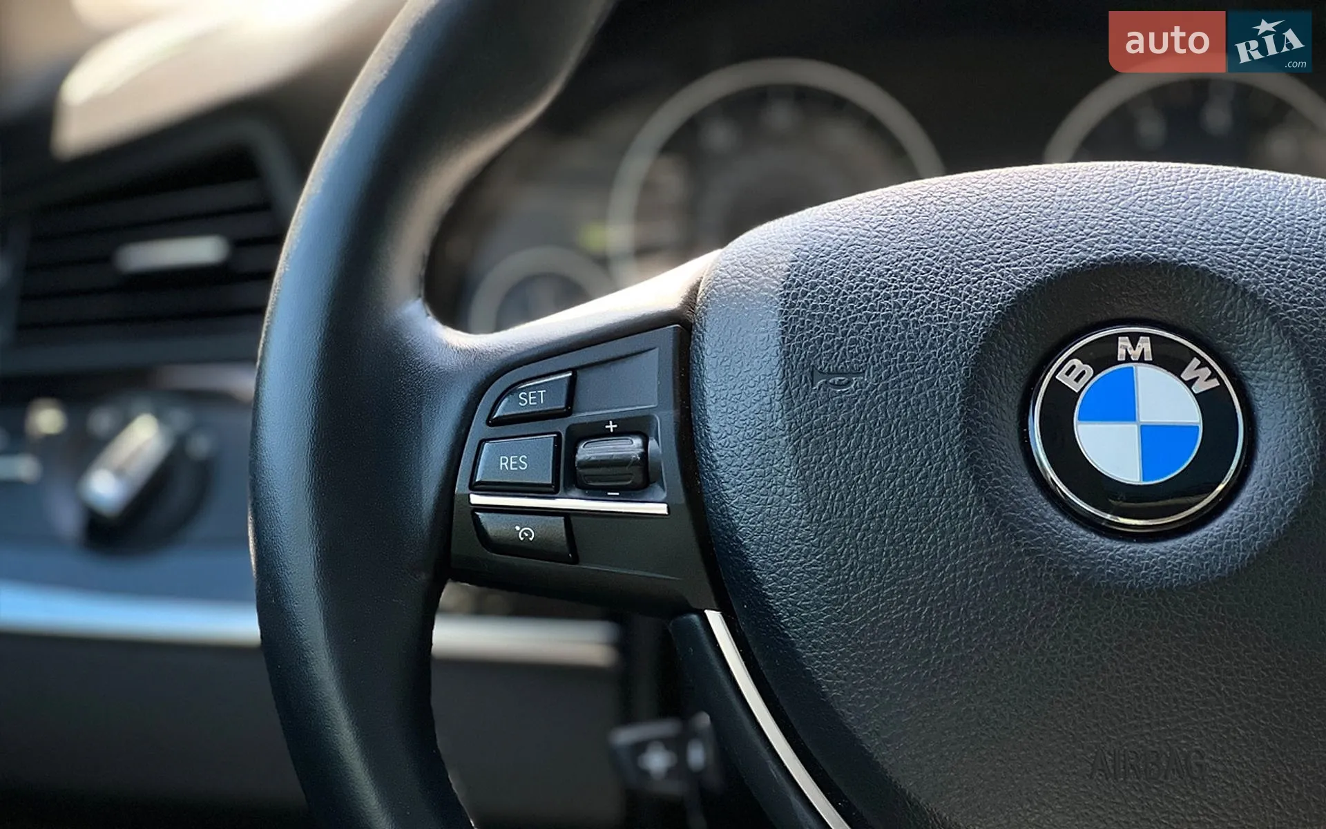 2015 BMW 5er - мініатюра 12