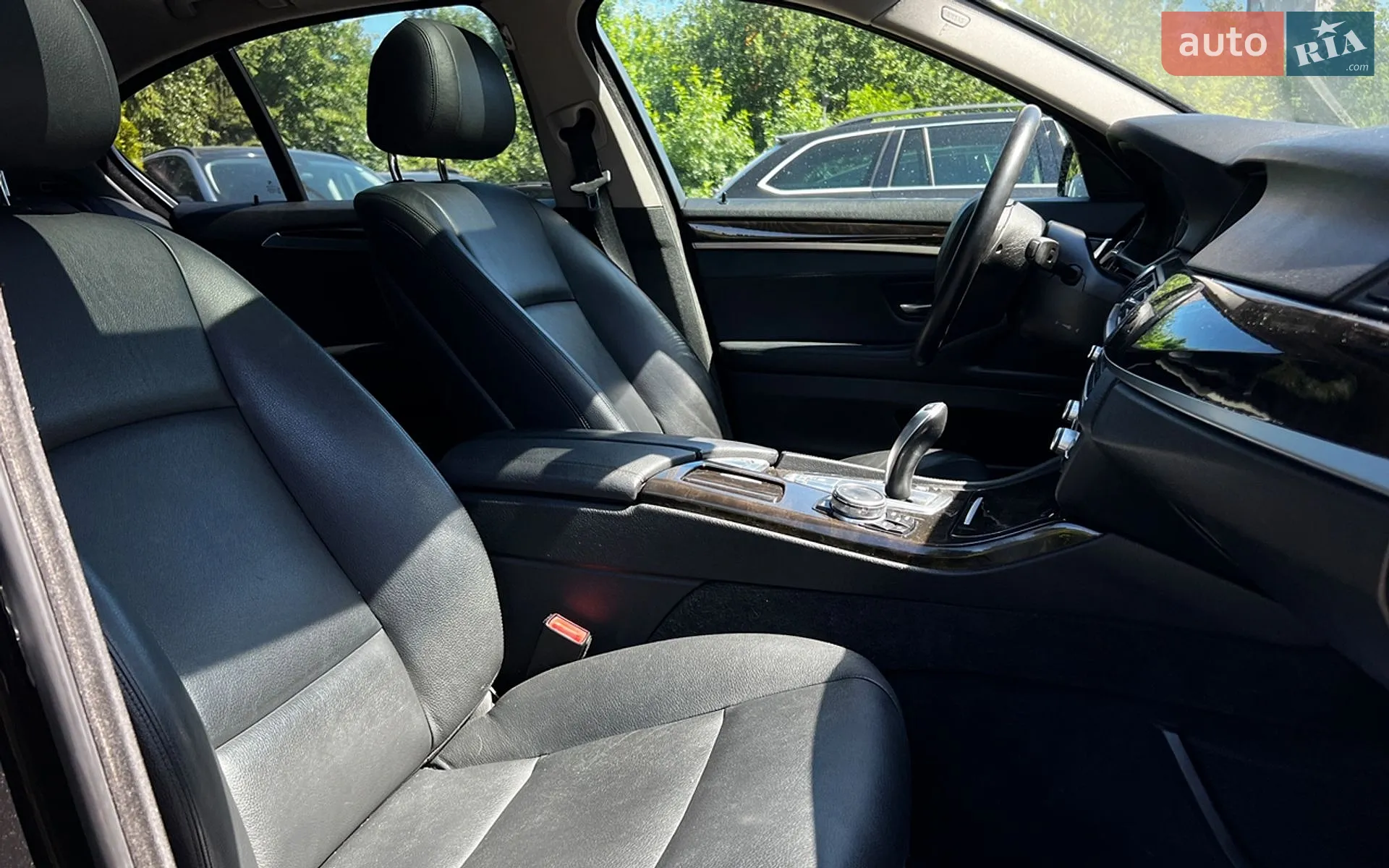 2015 BMW 5er - мініатюра 23