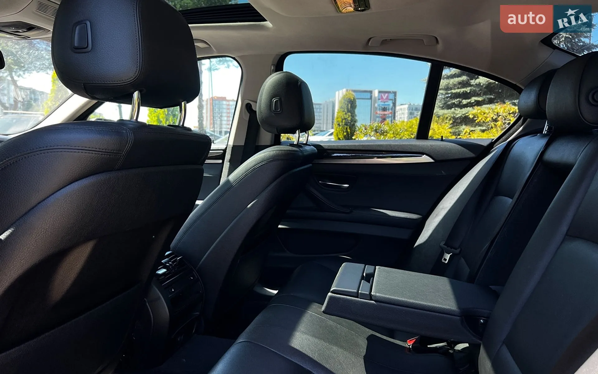 2015 BMW 5er - мініатюра 26