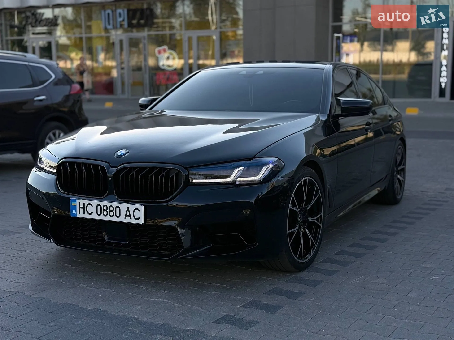 2018 BMW 5er - мініатюра 2