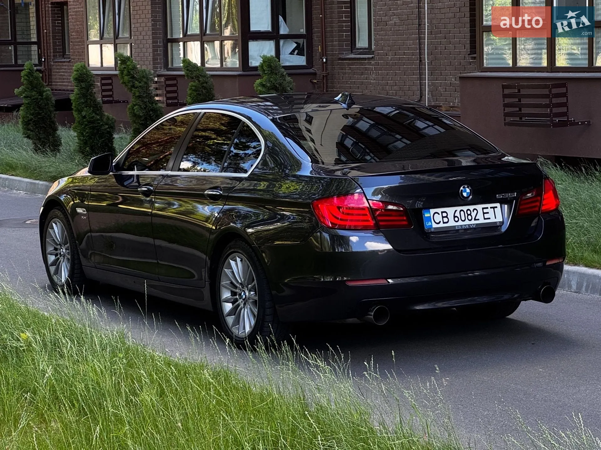 BMW 5 Series 2011 VIN WBAFU7C50BC871848 фото оголошення 4 з 5