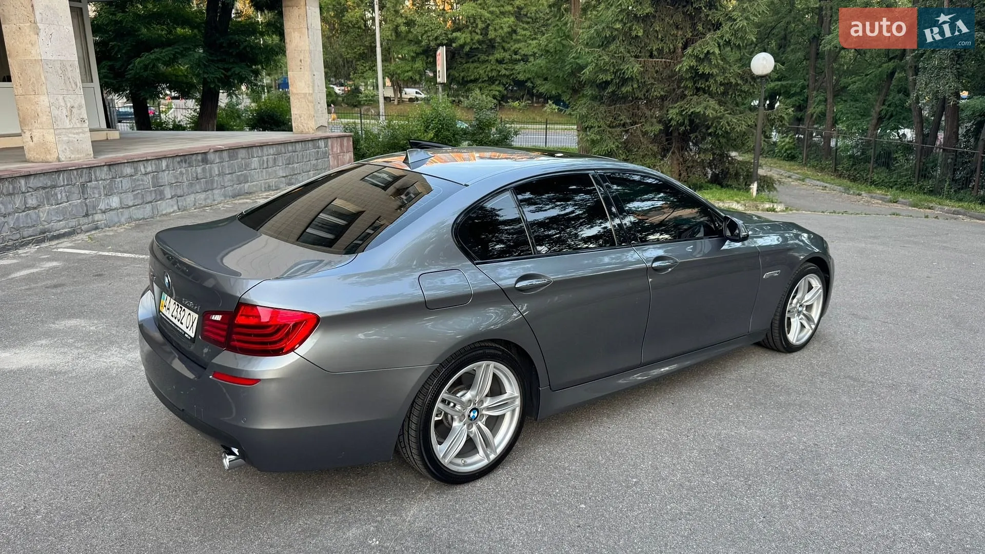 BMW 5 Series 2016 VIN WBA5B3C53GG259850 фото оголошення 13 з 43