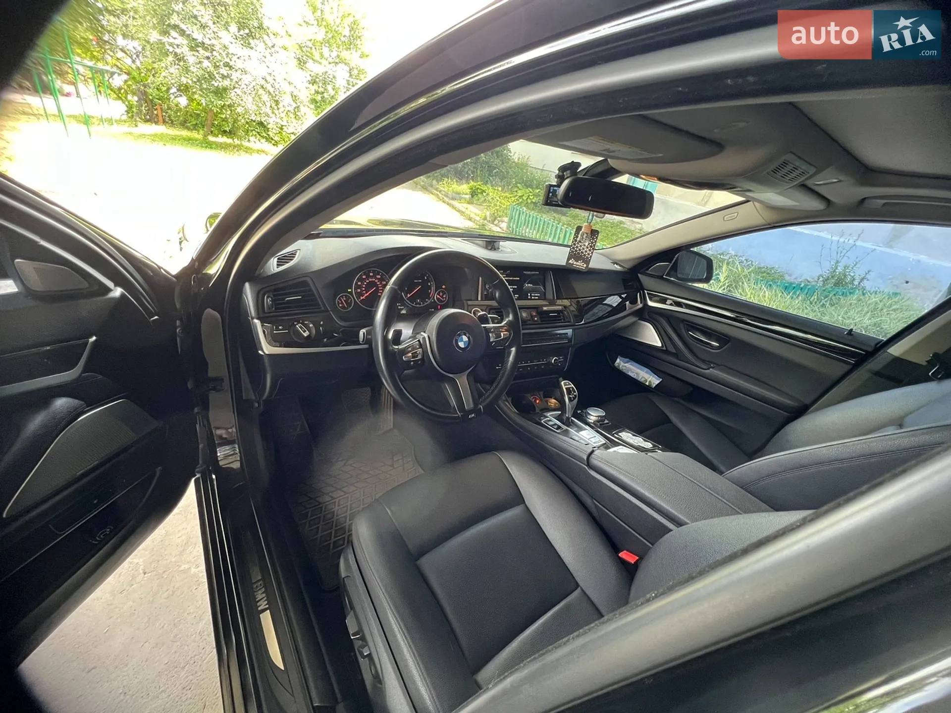 2015 BMW 5er - мініатюра 19