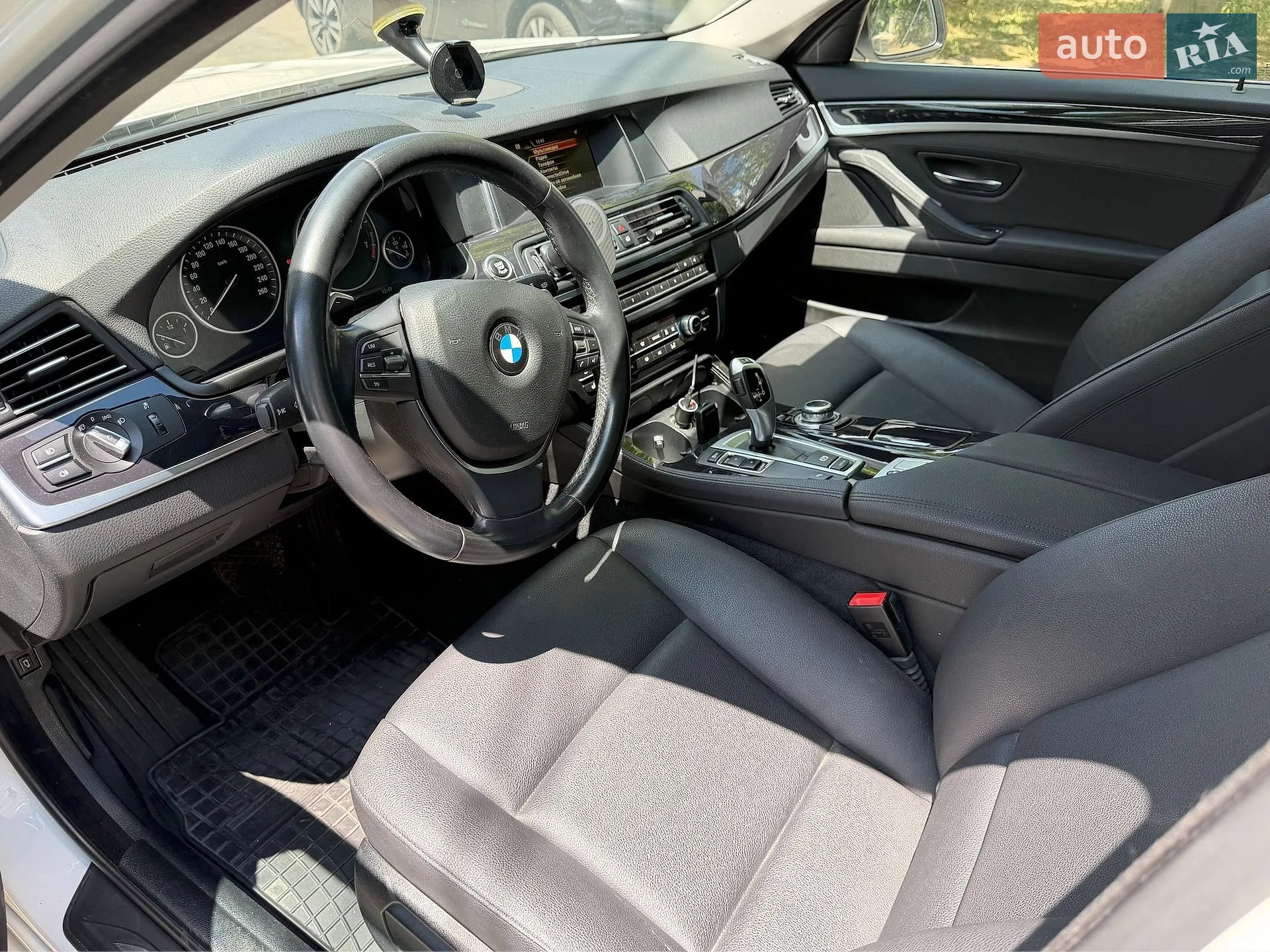 2016 BMW 5er - мініатюра 10