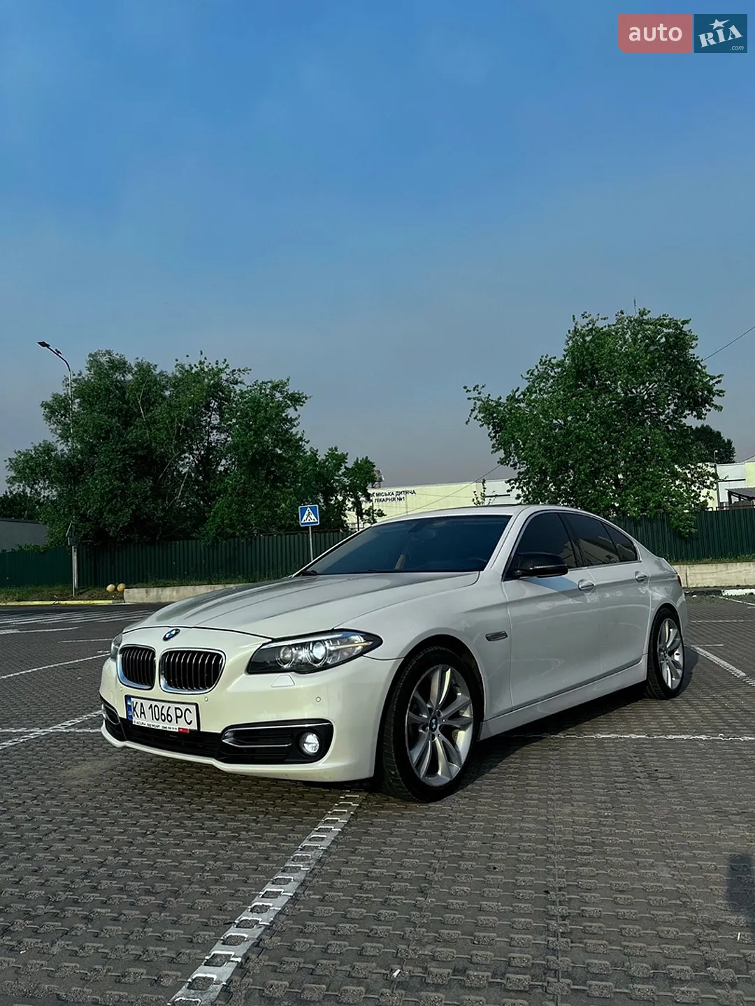 2014 BMW 5er - мініатюра 2
