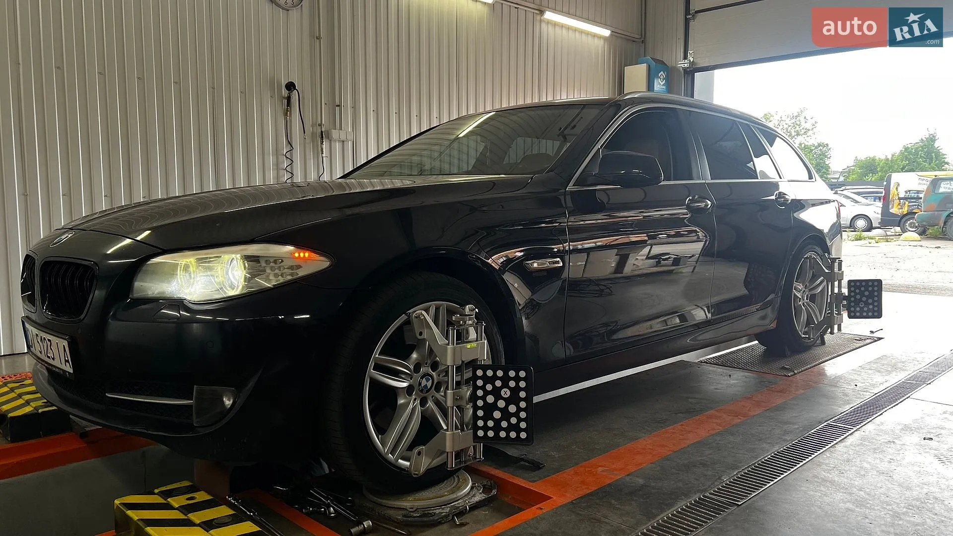 2012 BMW 5er - мініатюра 24