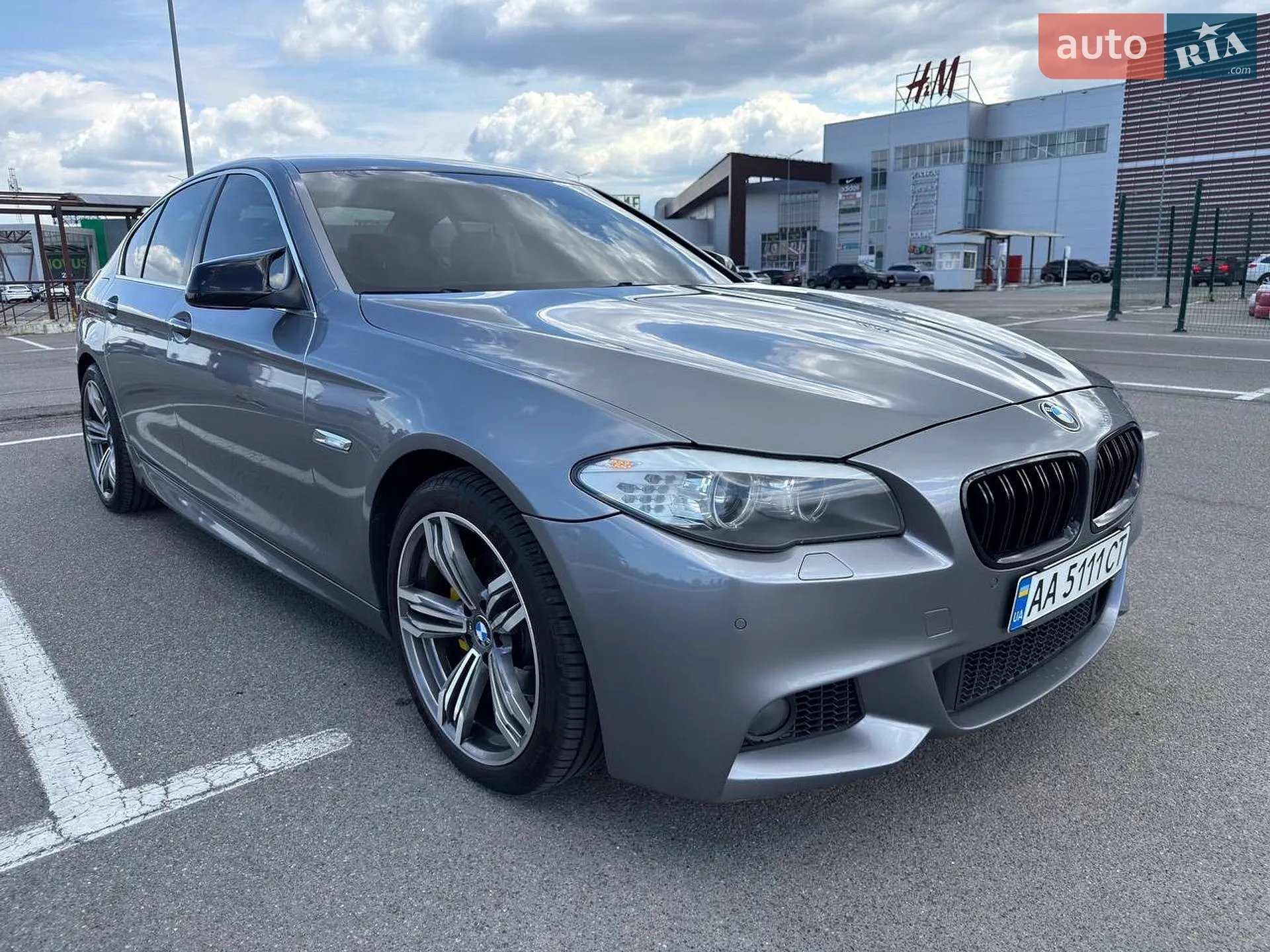 2010 BMW 5er - мініатюра 2