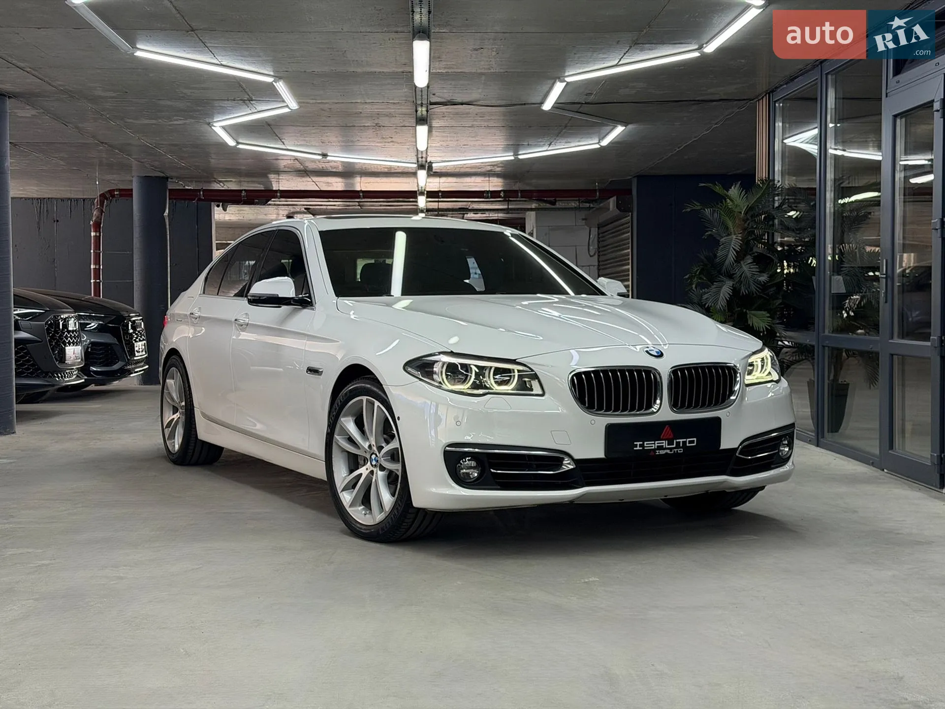 2013 BMW 5er - мініатюра 2