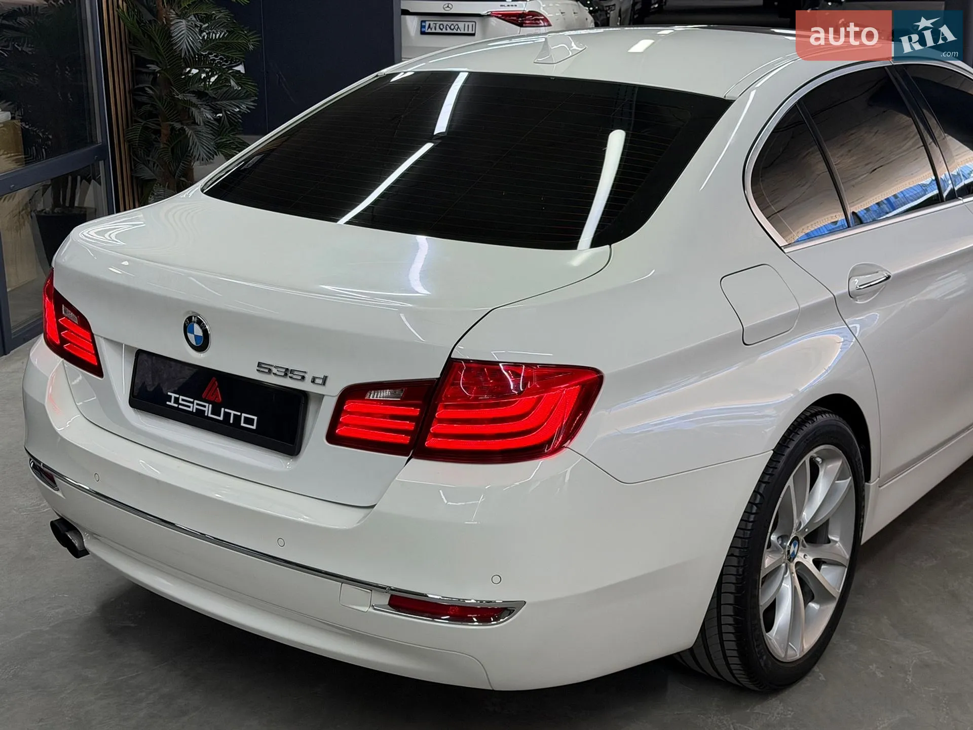 2013 BMW 5er - мініатюра 17