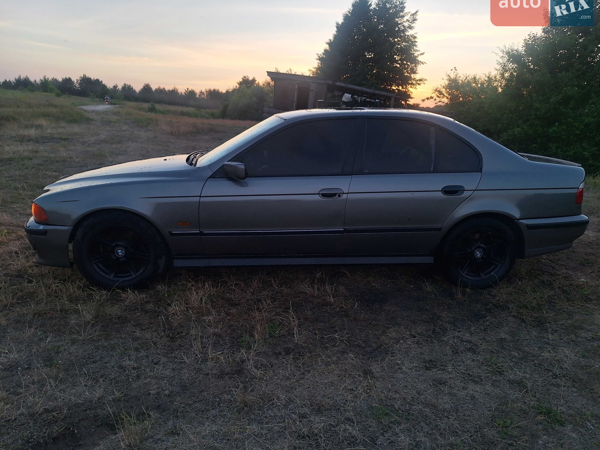 BMW 5 Series 1996 VIN WBADD51060BP00303 фото оголошення 2 з 5