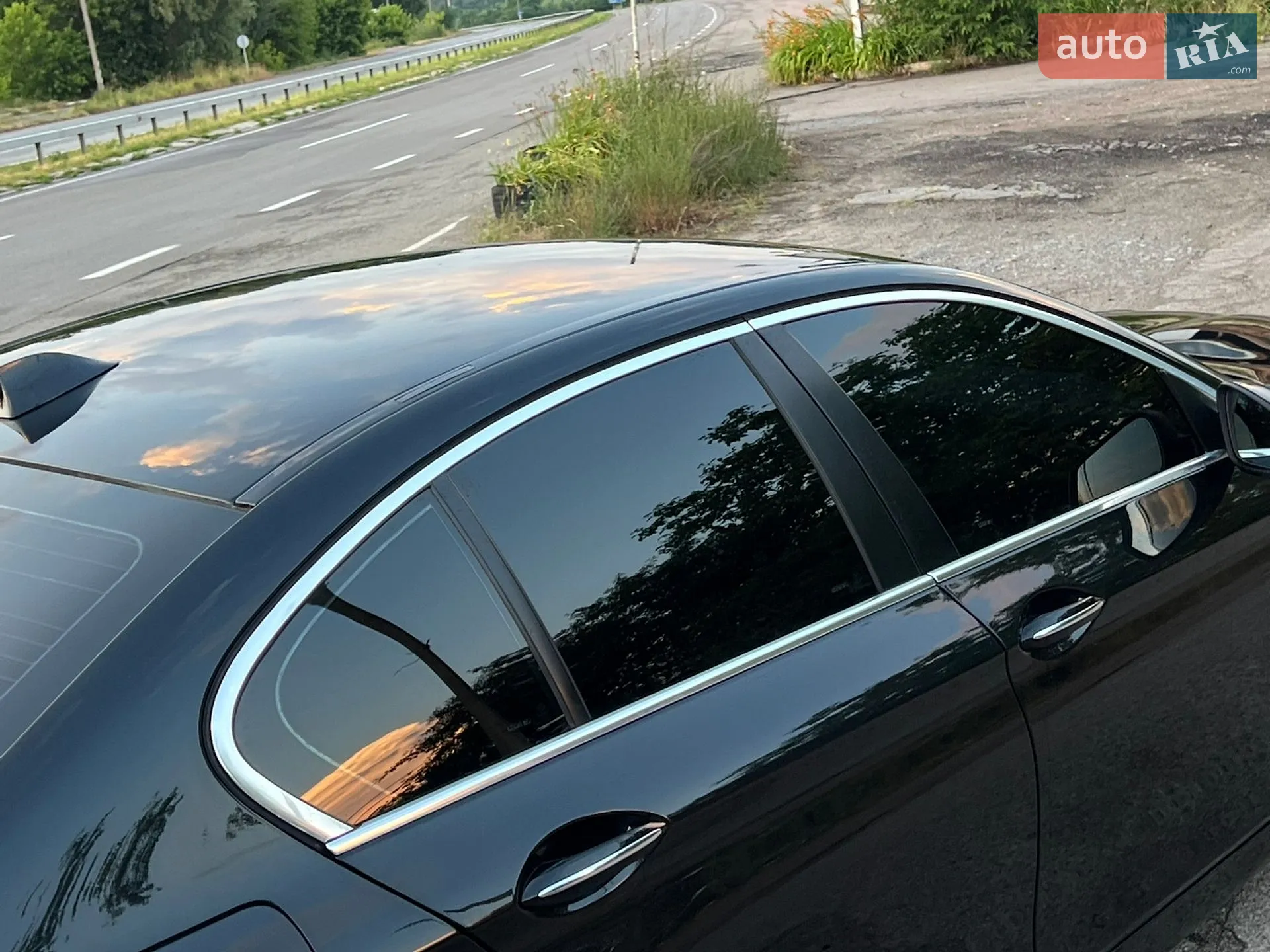 2010 BMW 5er - мініатюра 10