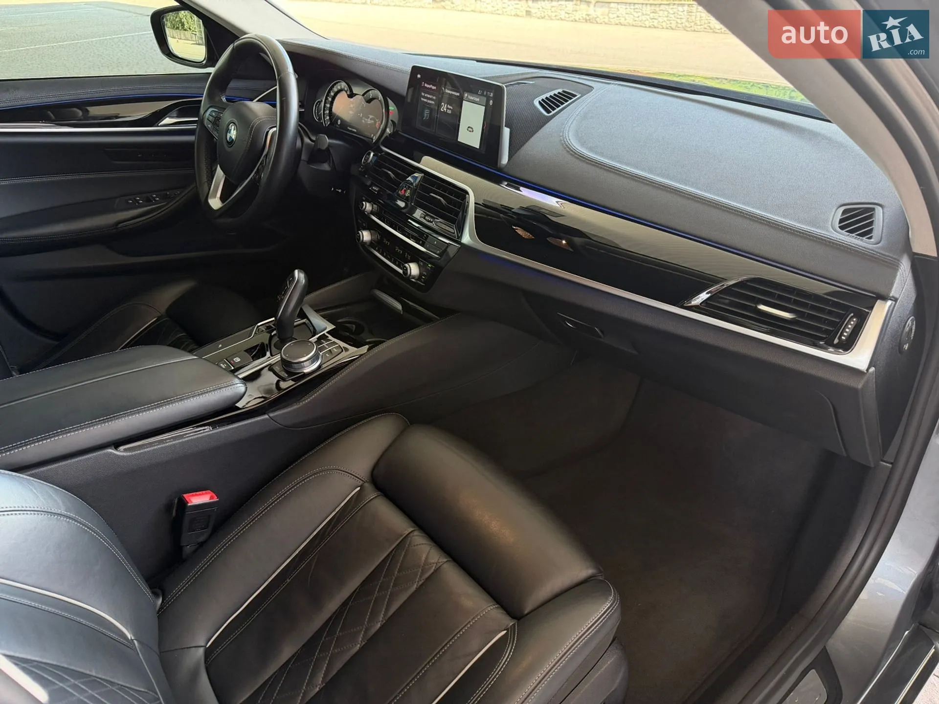 2017 BMW 5er - мініатюра 24
