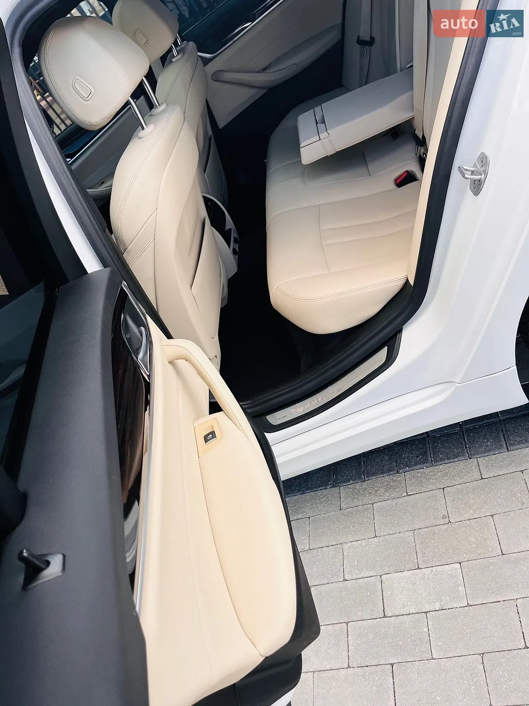 2017 BMW 5er - мініатюра 19