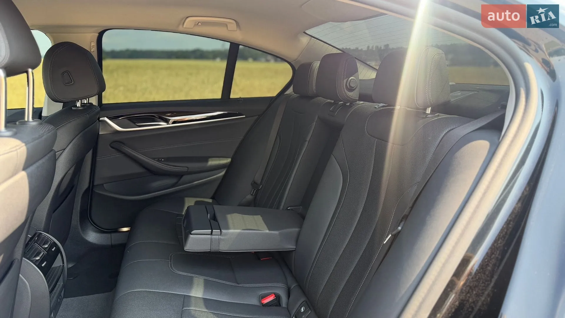 2020 BMW 5er - мініатюра 16