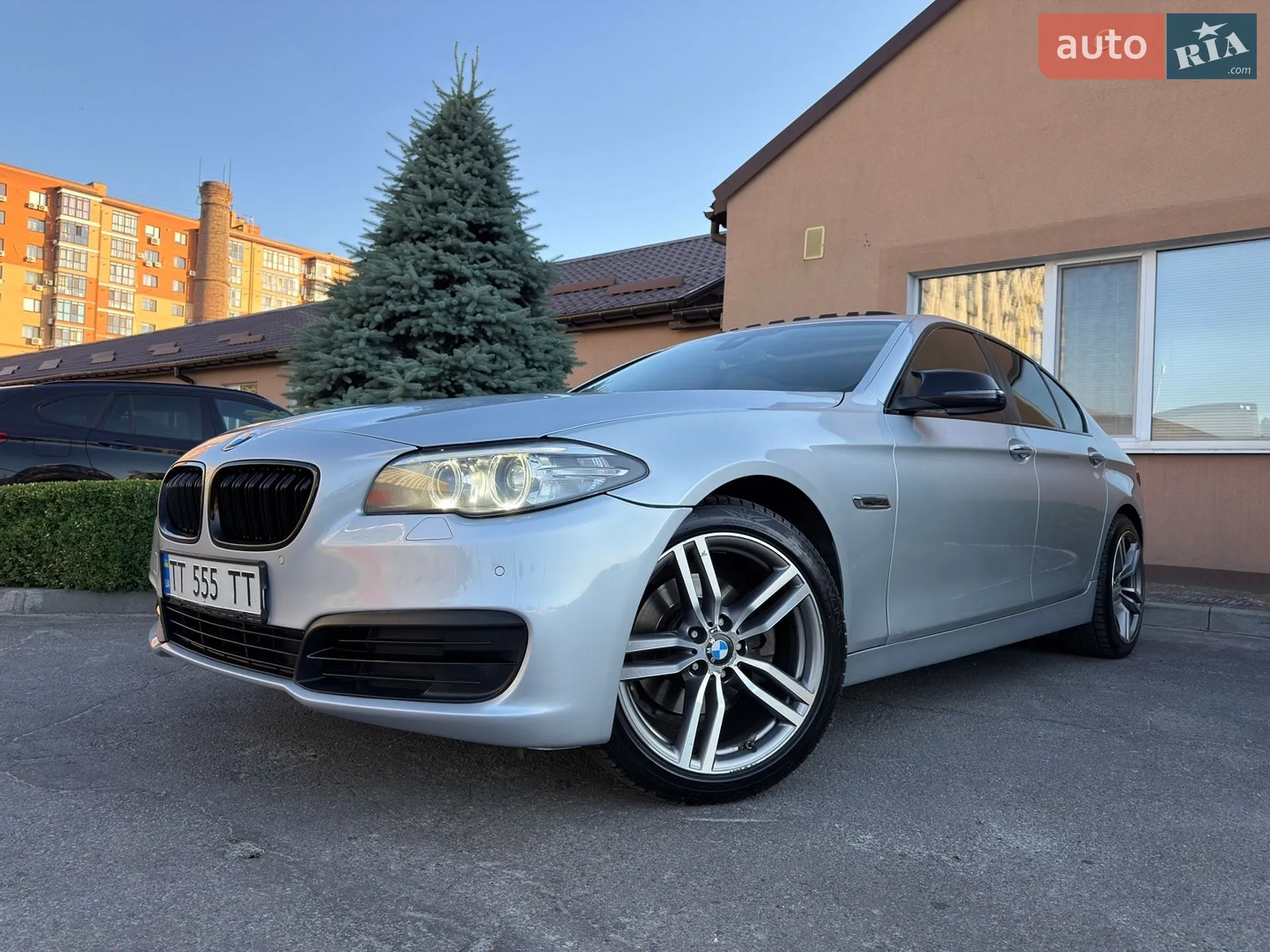 2016 BMW 5er - мініатюра 2