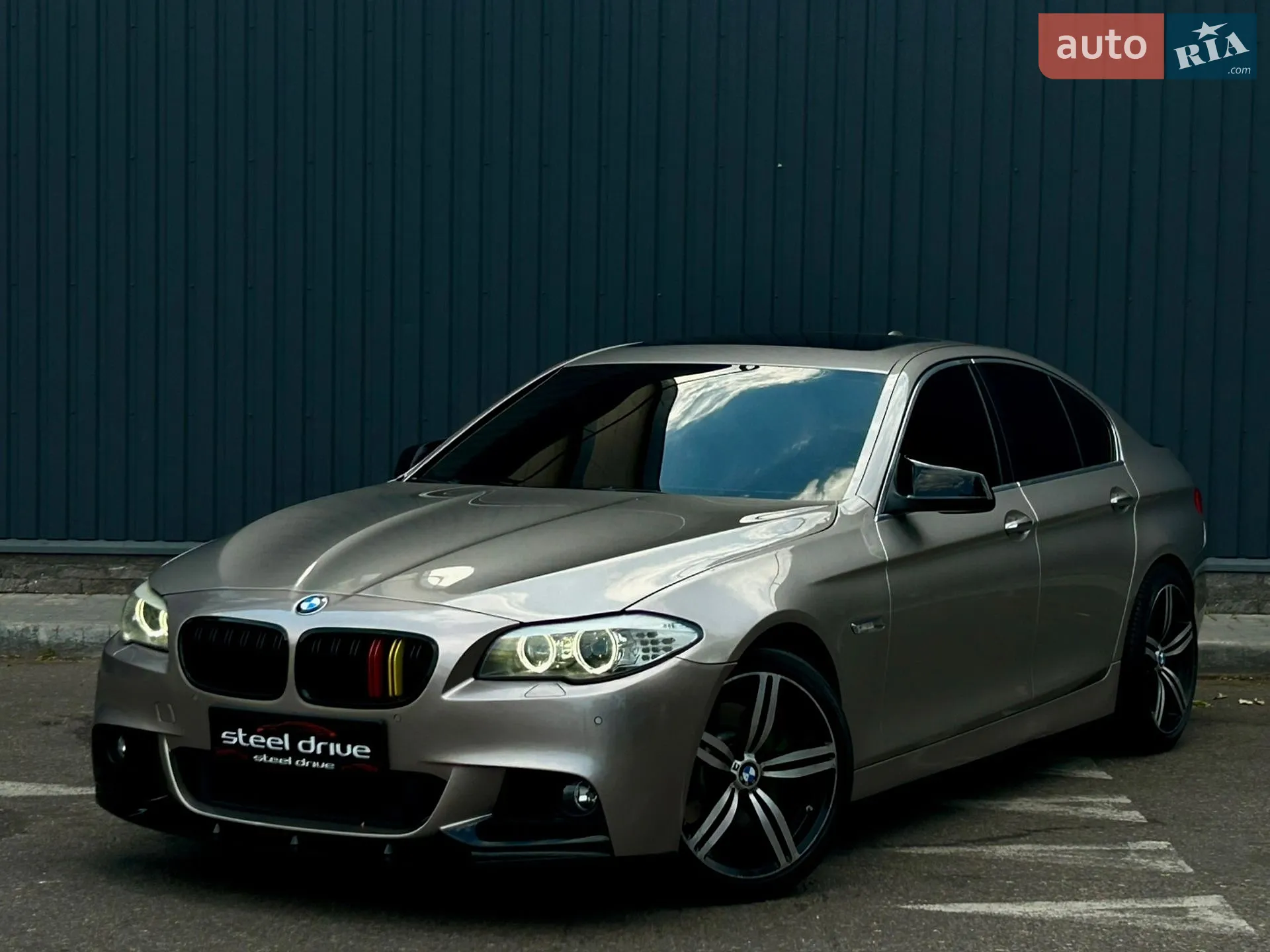 2011 BMW 5er - мініатюра 4