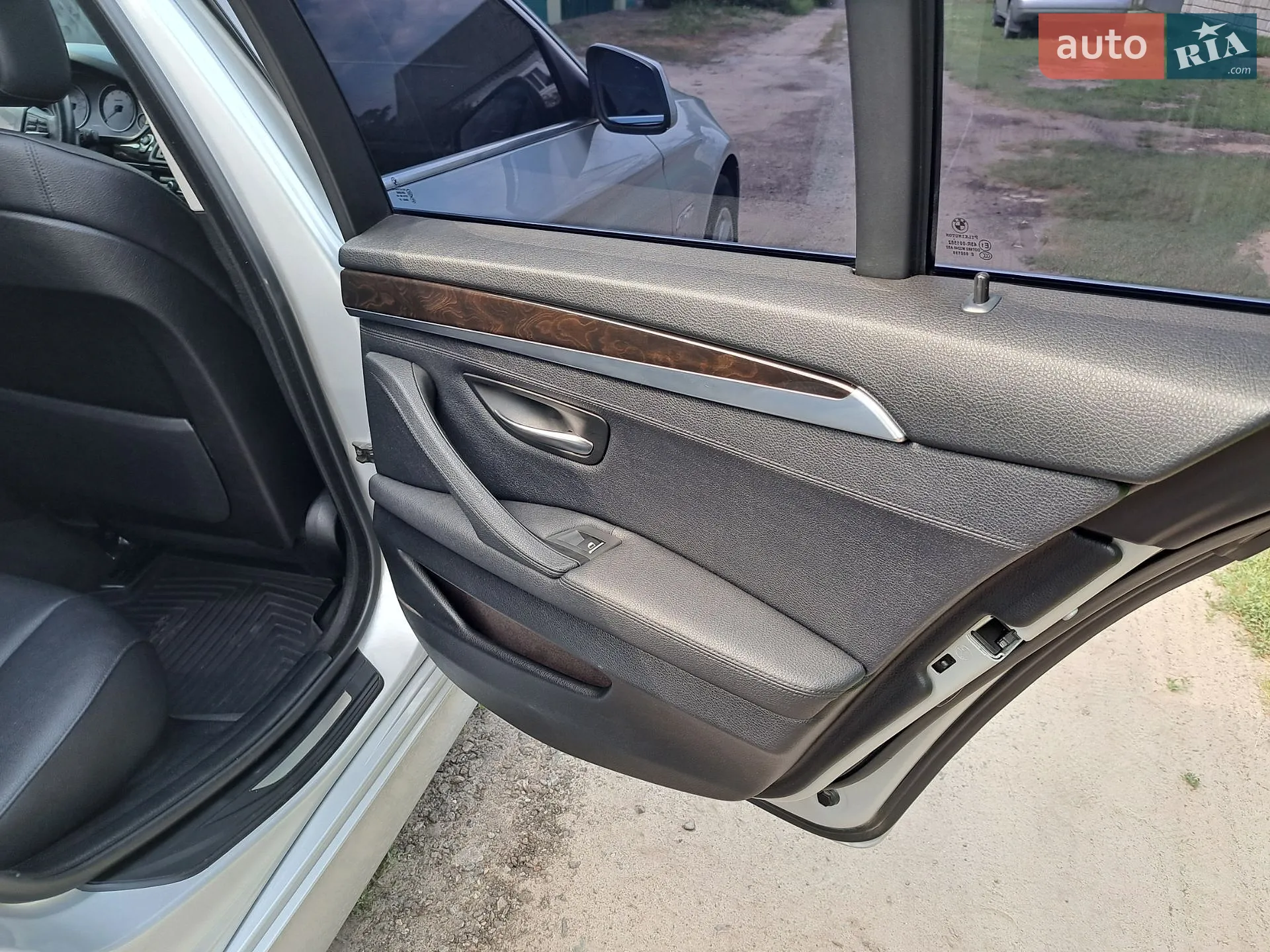 2011 BMW 5er - мініатюра 14