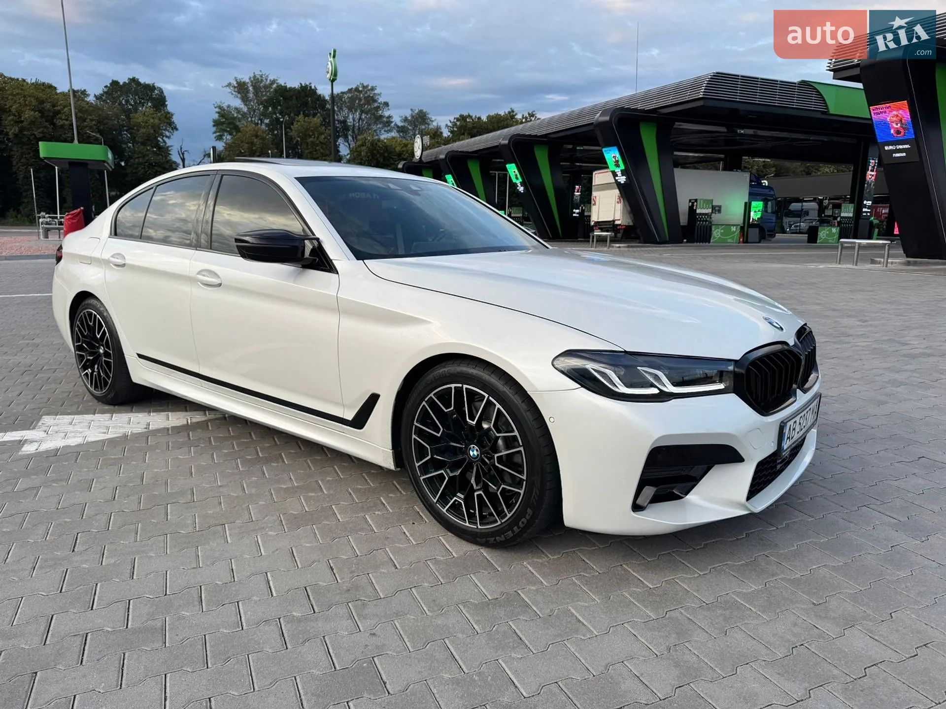 2018 BMW 5er - мініатюра 4