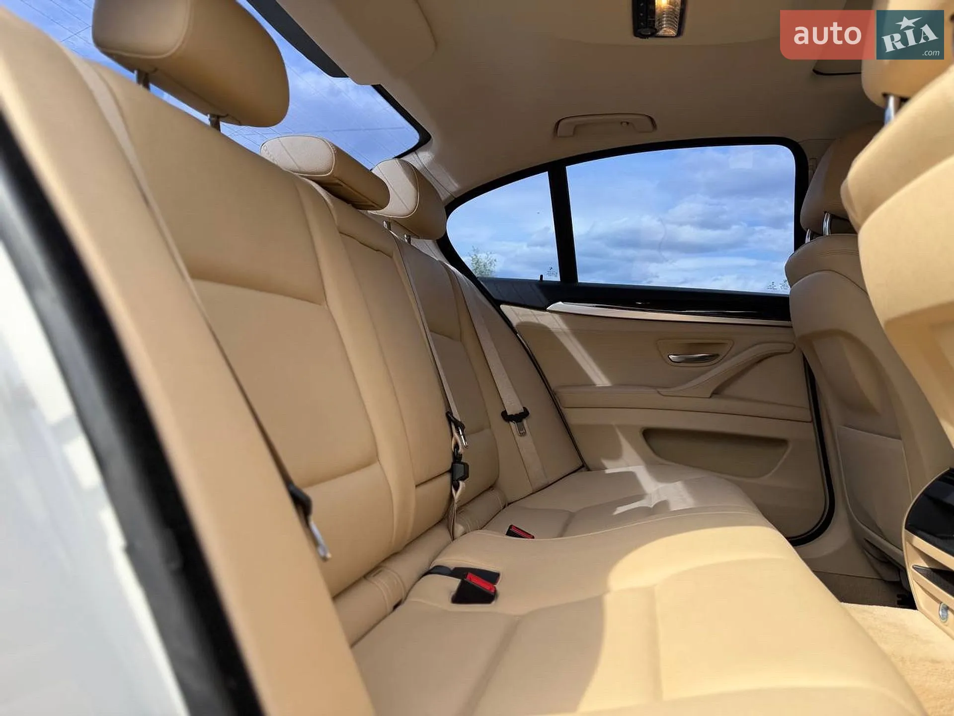 2014 BMW 5er - мініатюра 15