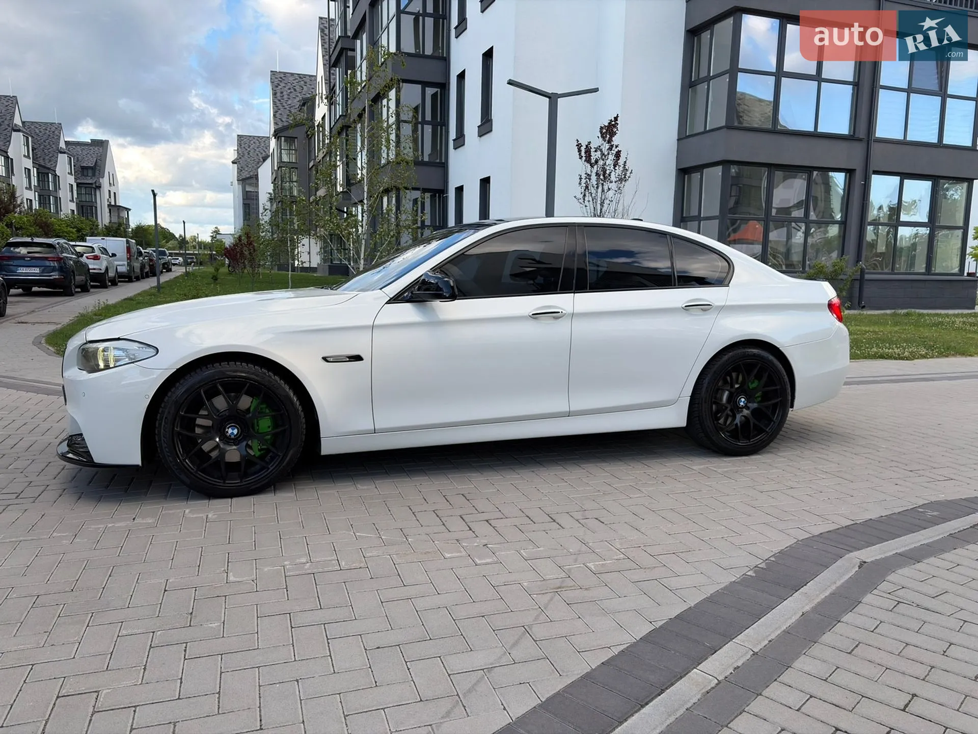 2011 BMW 5er - мініатюра 10