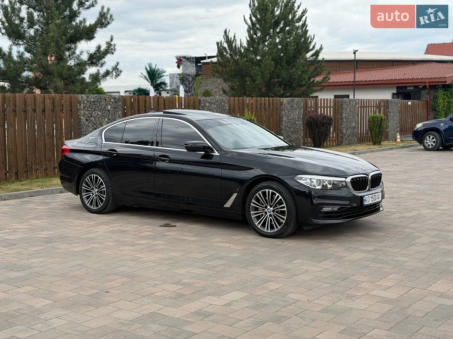 2018 BMW 5er - мініатюра 2