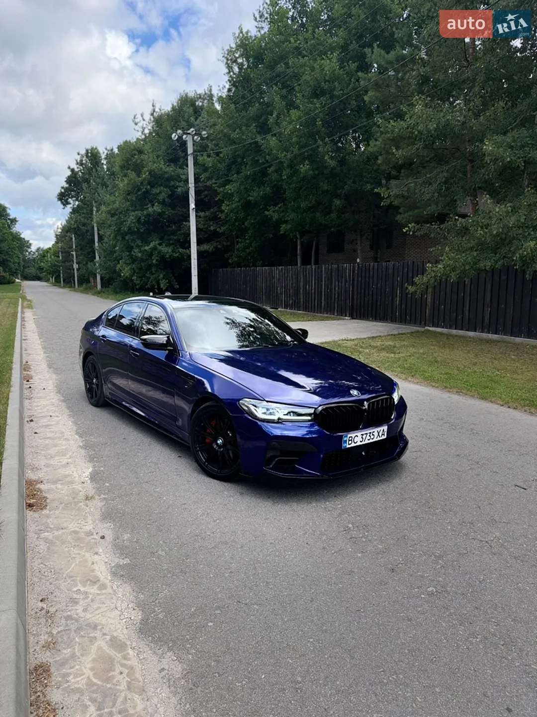 2020 BMW 5er - фото 1