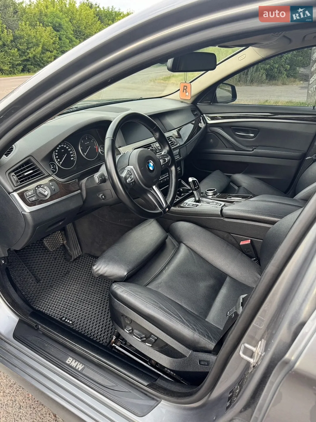 2010 BMW 5er - мініатюра 11