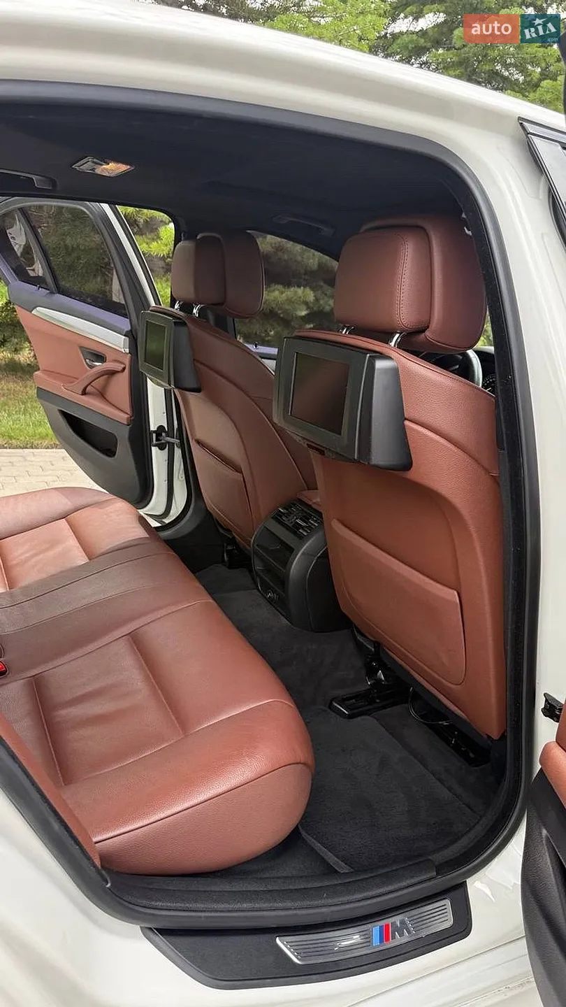 2011 BMW 5er - мініатюра 17