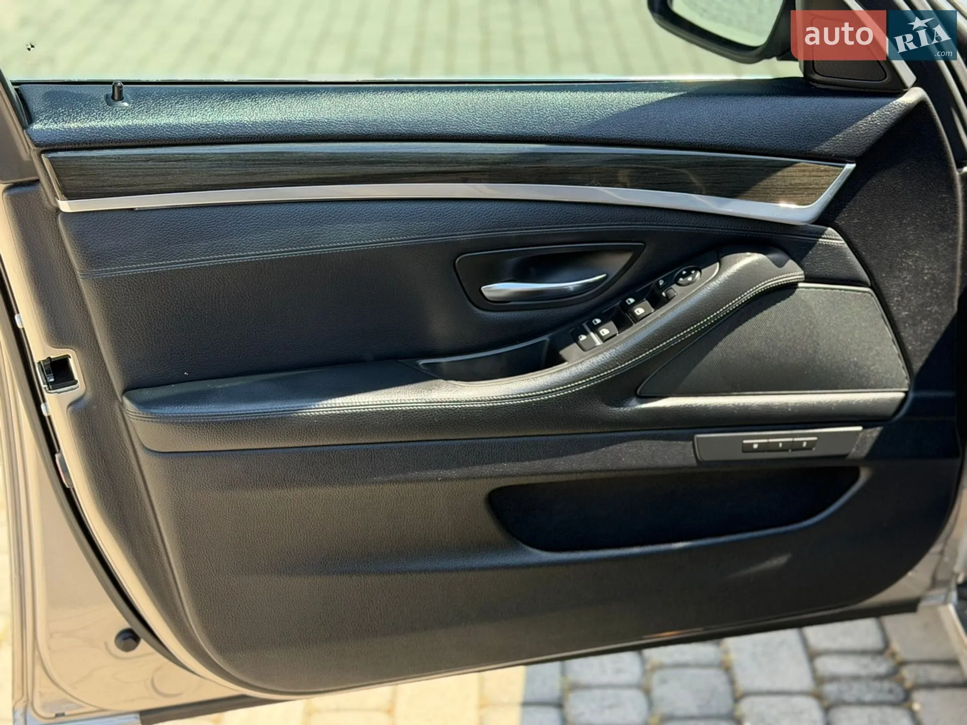 2010 BMW 5er - мініатюра 19
