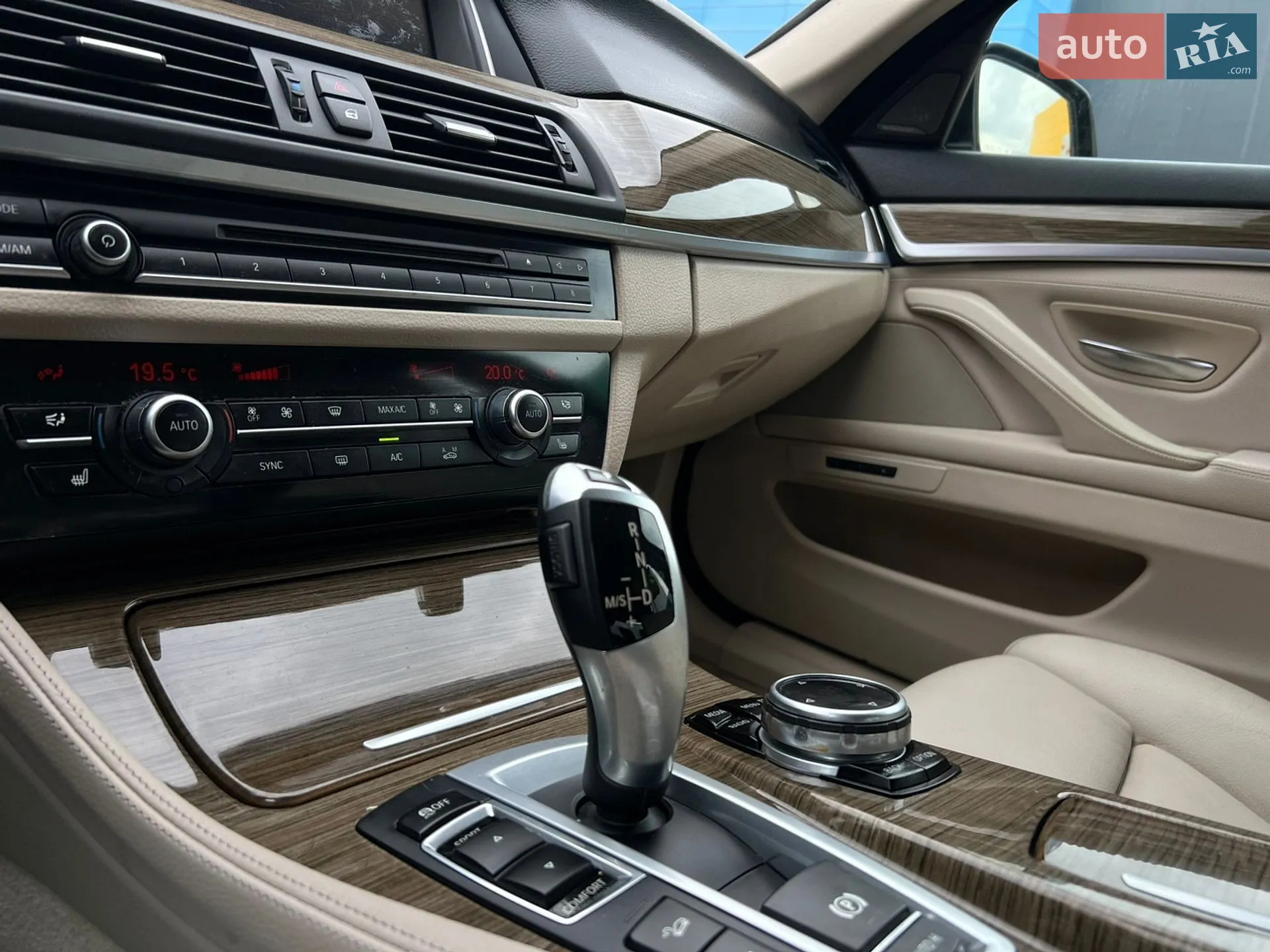 2013 BMW 5er - мініатюра 20