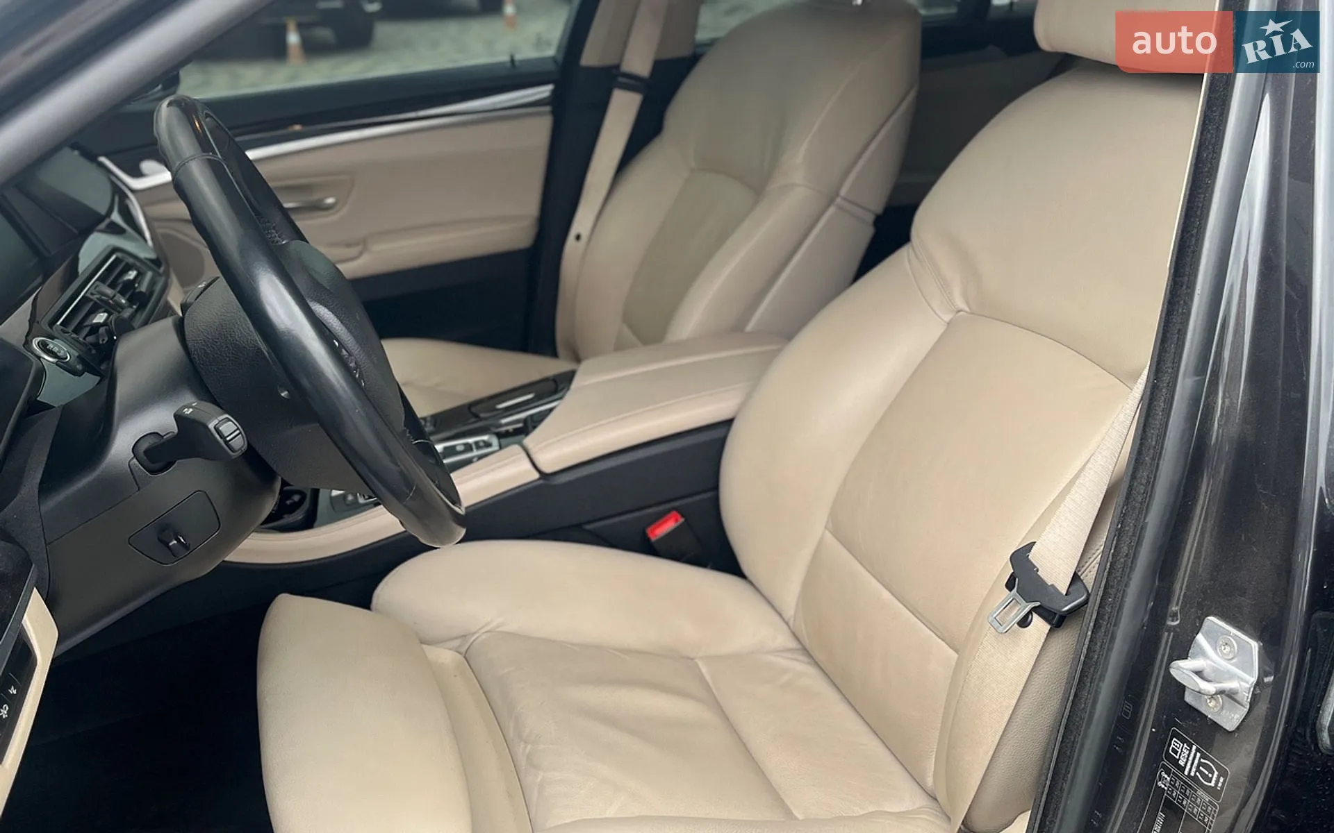 2013 BMW 5er - мініатюра 11