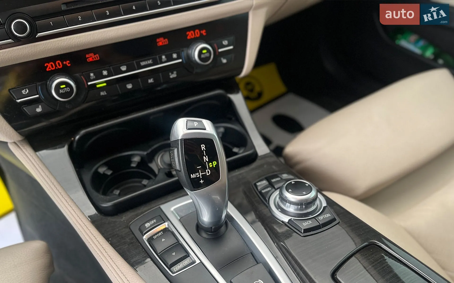 2013 BMW 5er - мініатюра 16