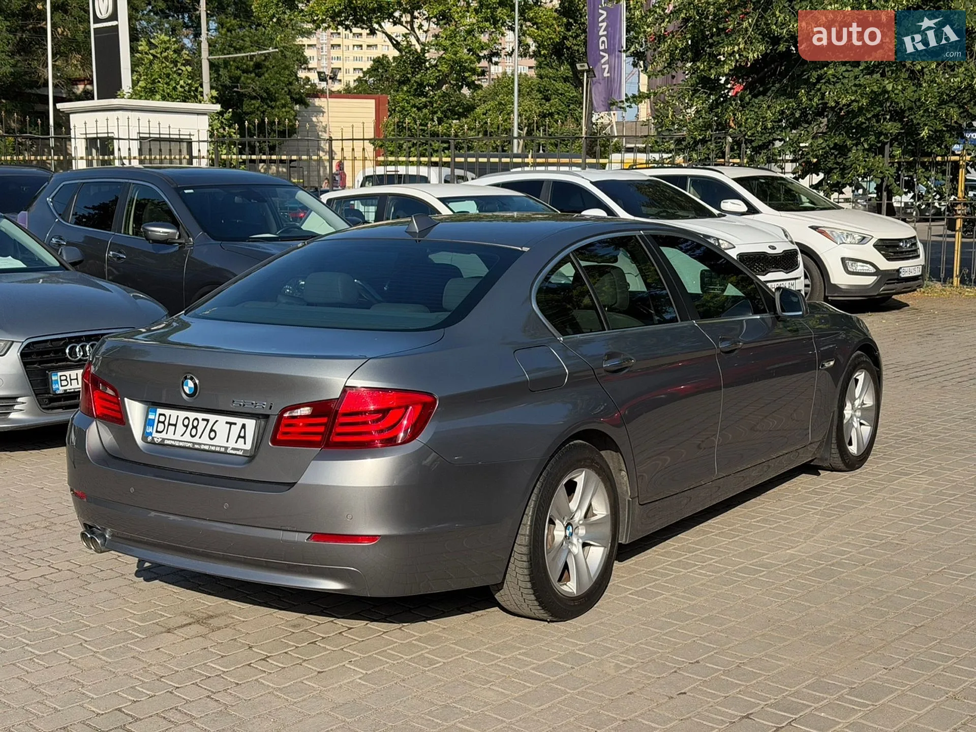 2010 BMW 5er - мініатюра 4