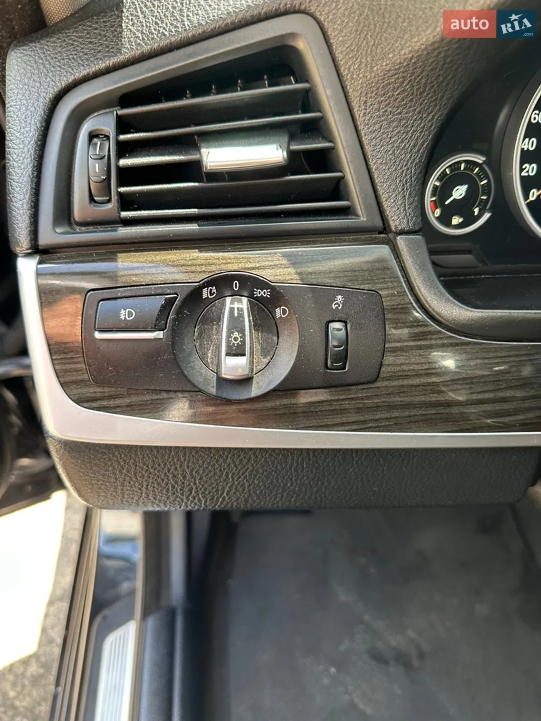2013 BMW 5er - мініатюра 21