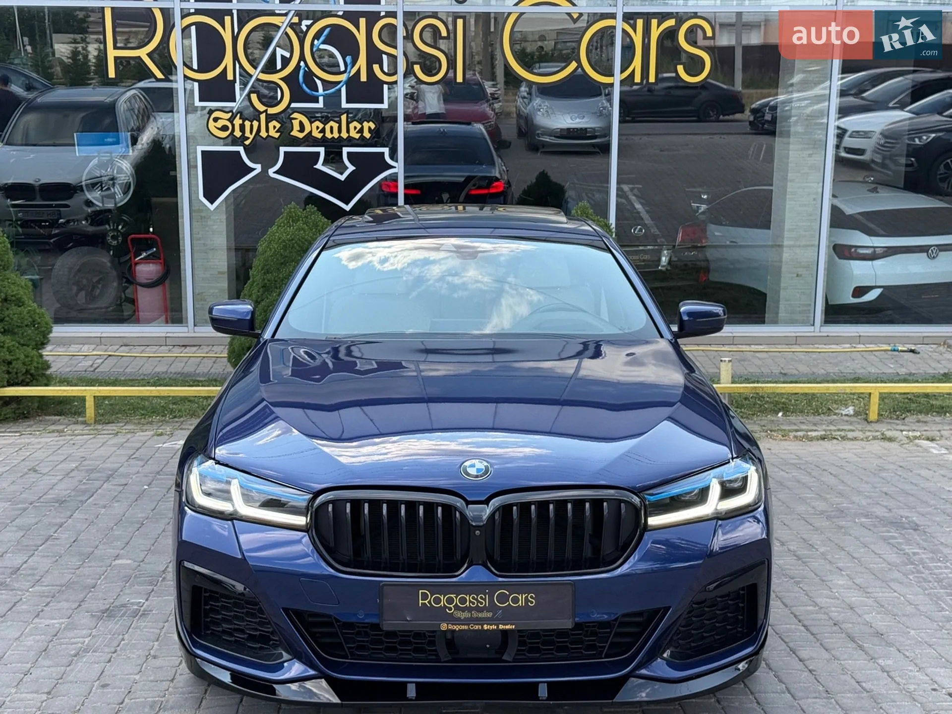 2018 BMW 5er - мініатюра 2