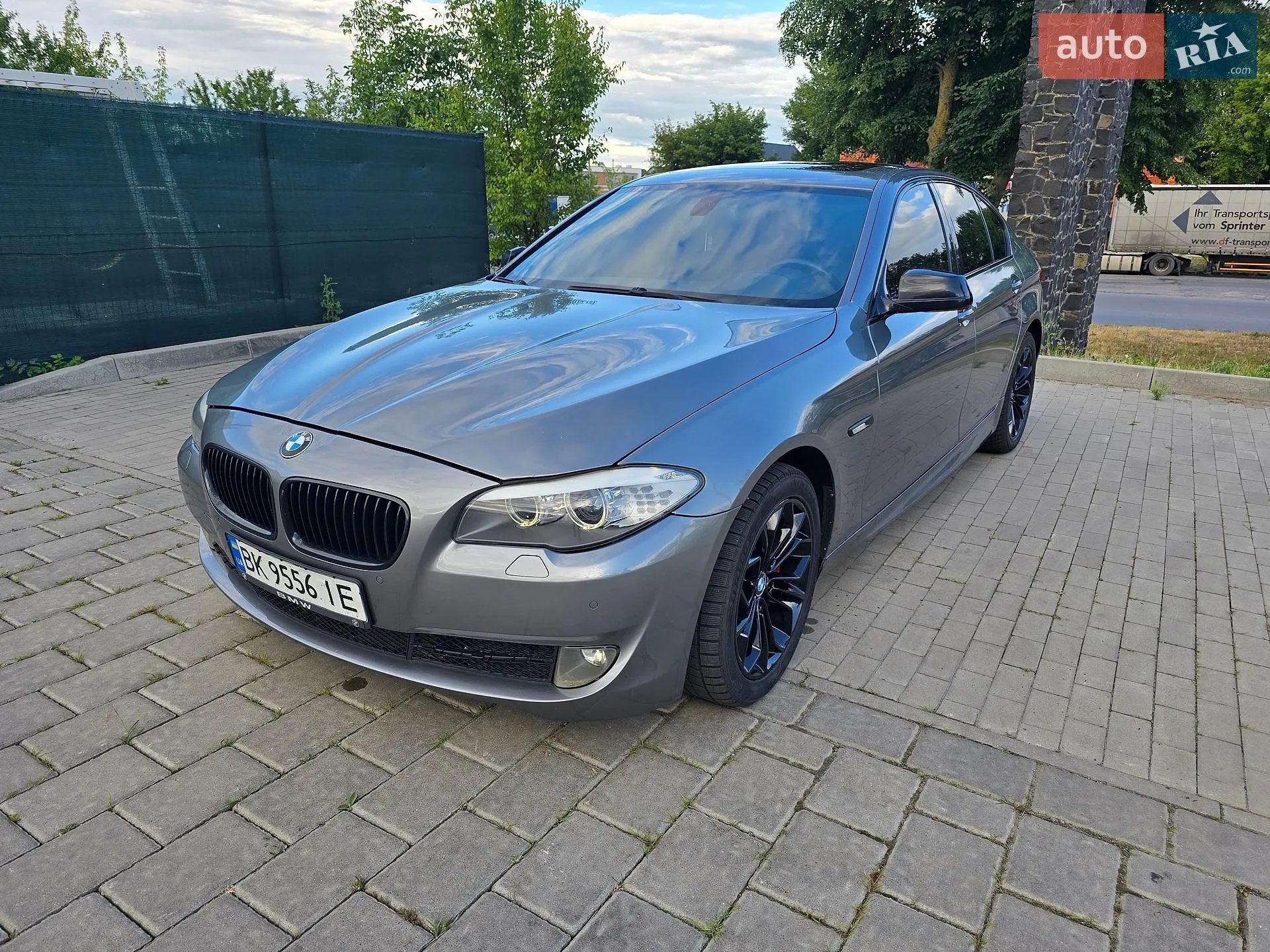 2010 BMW 5er - мініатюра 2