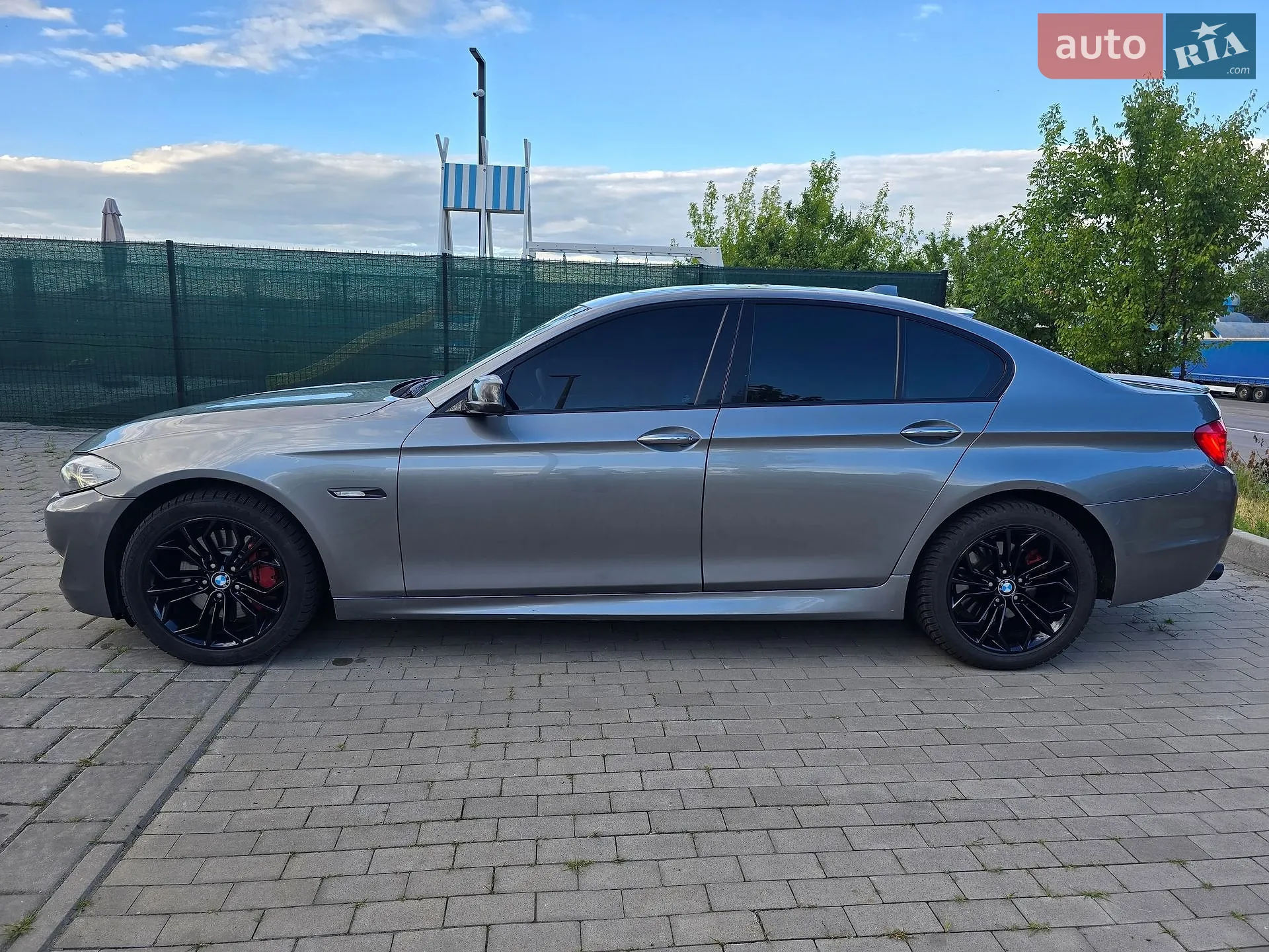 2010 BMW 5er - мініатюра 8