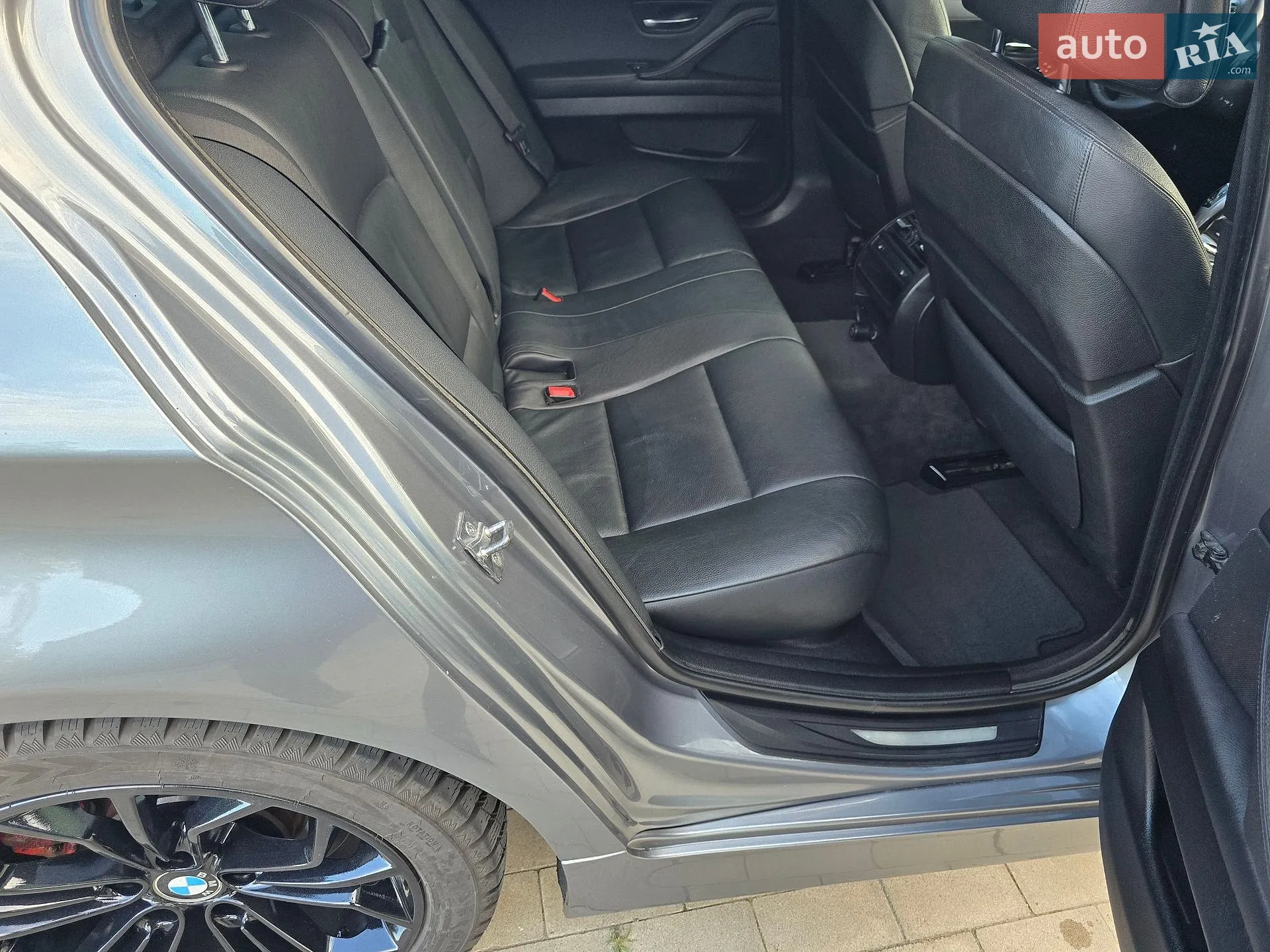 2010 BMW 5er - мініатюра 25