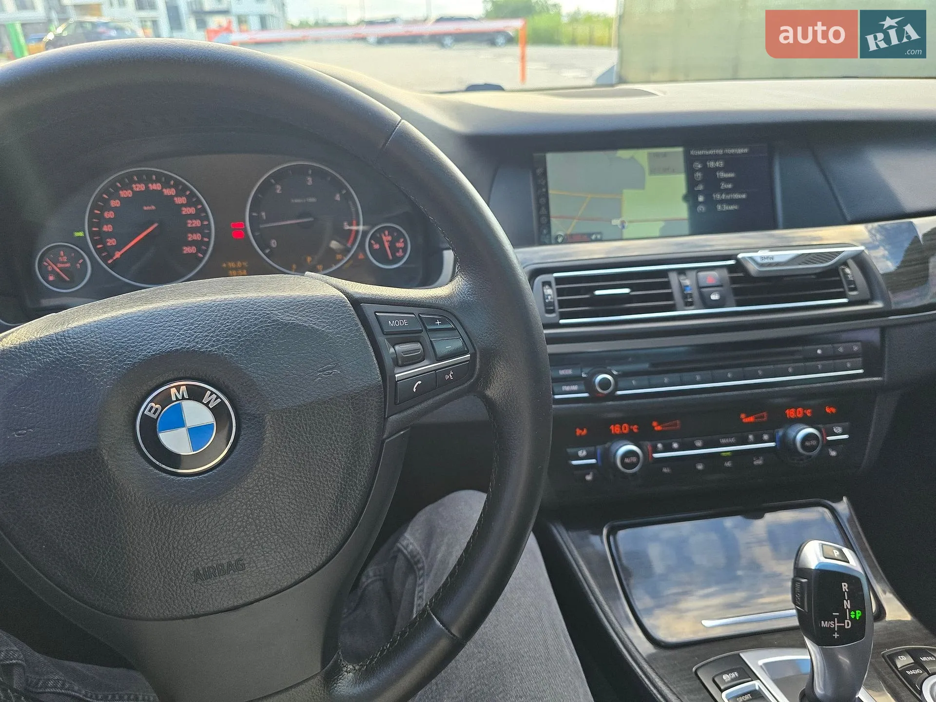 2010 BMW 5er - мініатюра 41