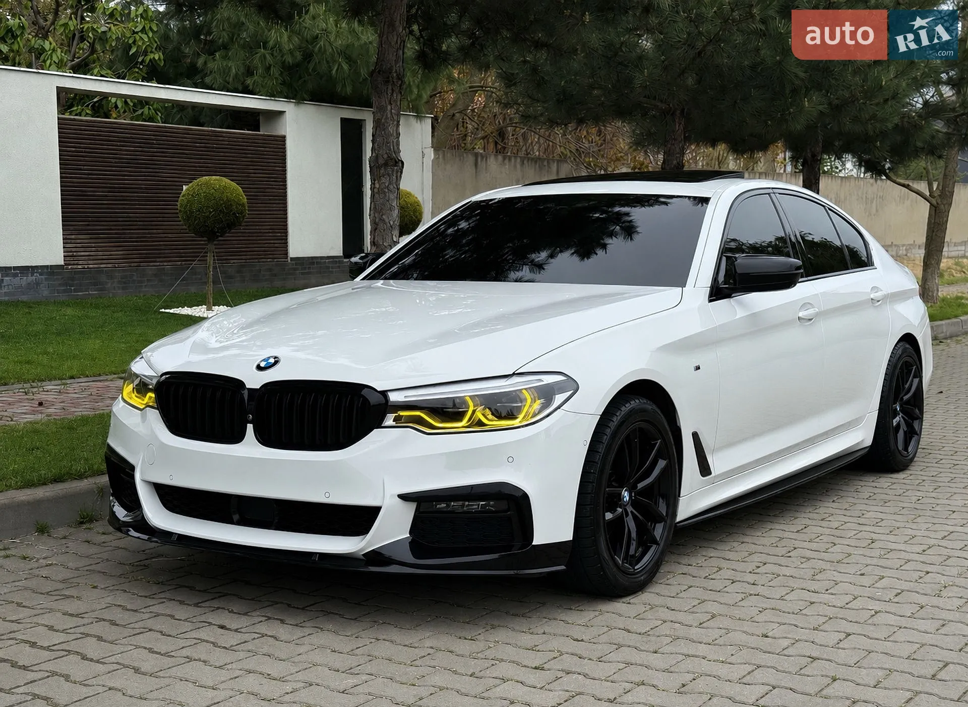 2017 BMW 5er - мініатюра 2