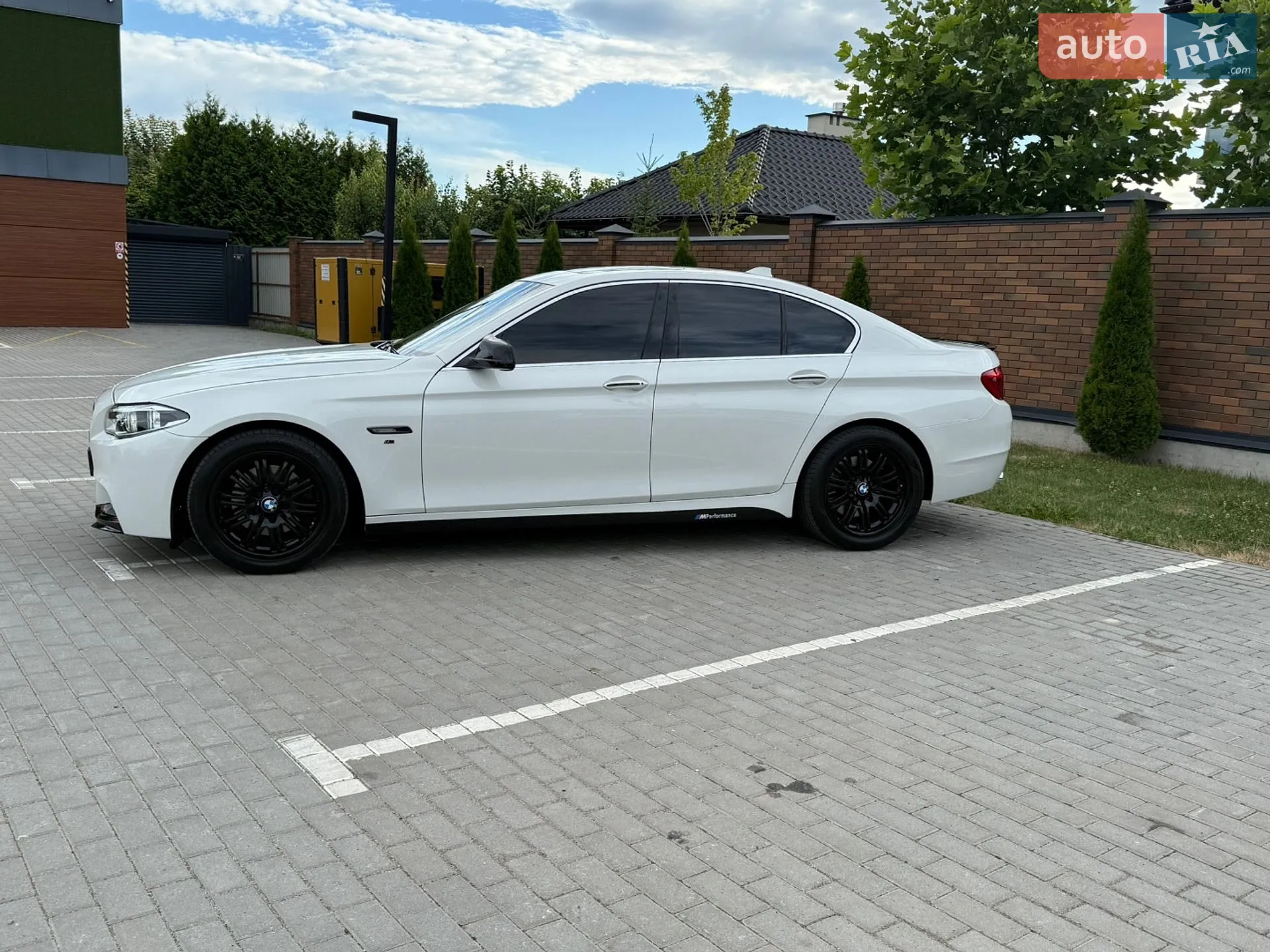 2013 BMW 5er - мініатюра 11