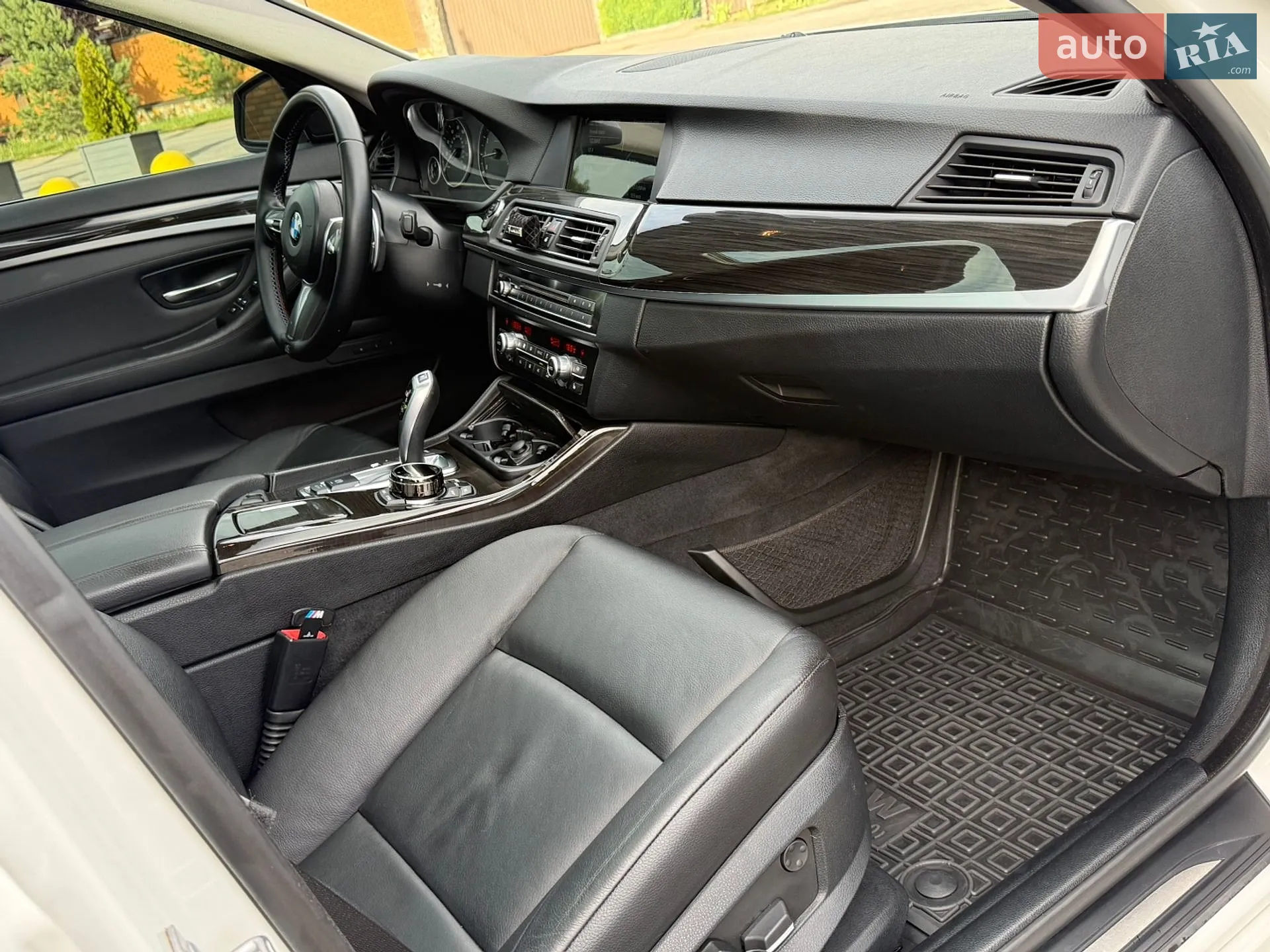 2013 BMW 5er - мініатюра 23