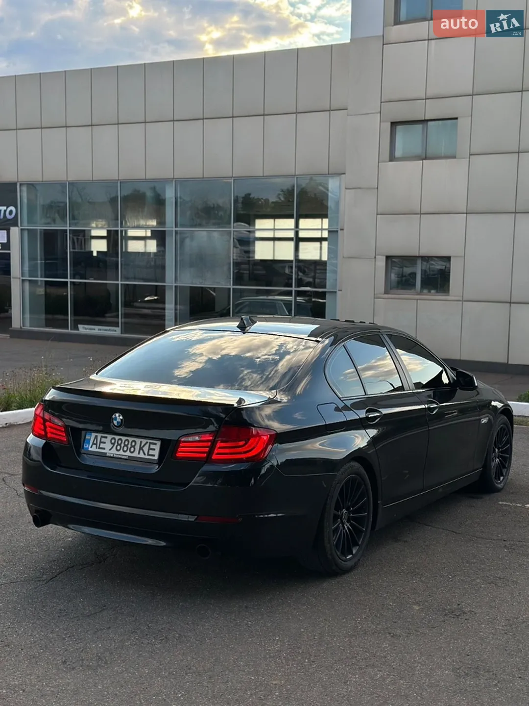 2010 BMW 5er - мініатюра 4