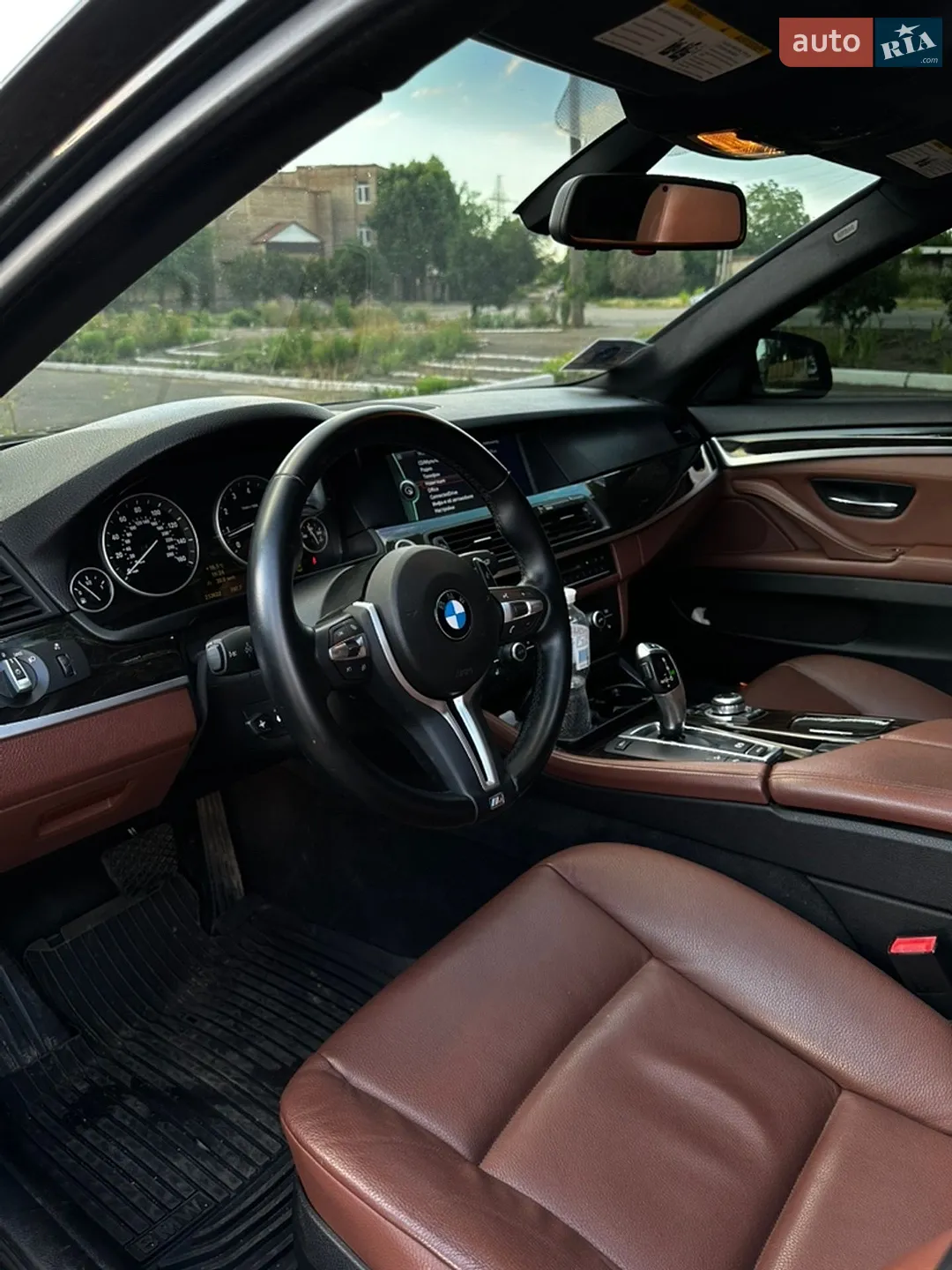 2010 BMW 5er - мініатюра 8