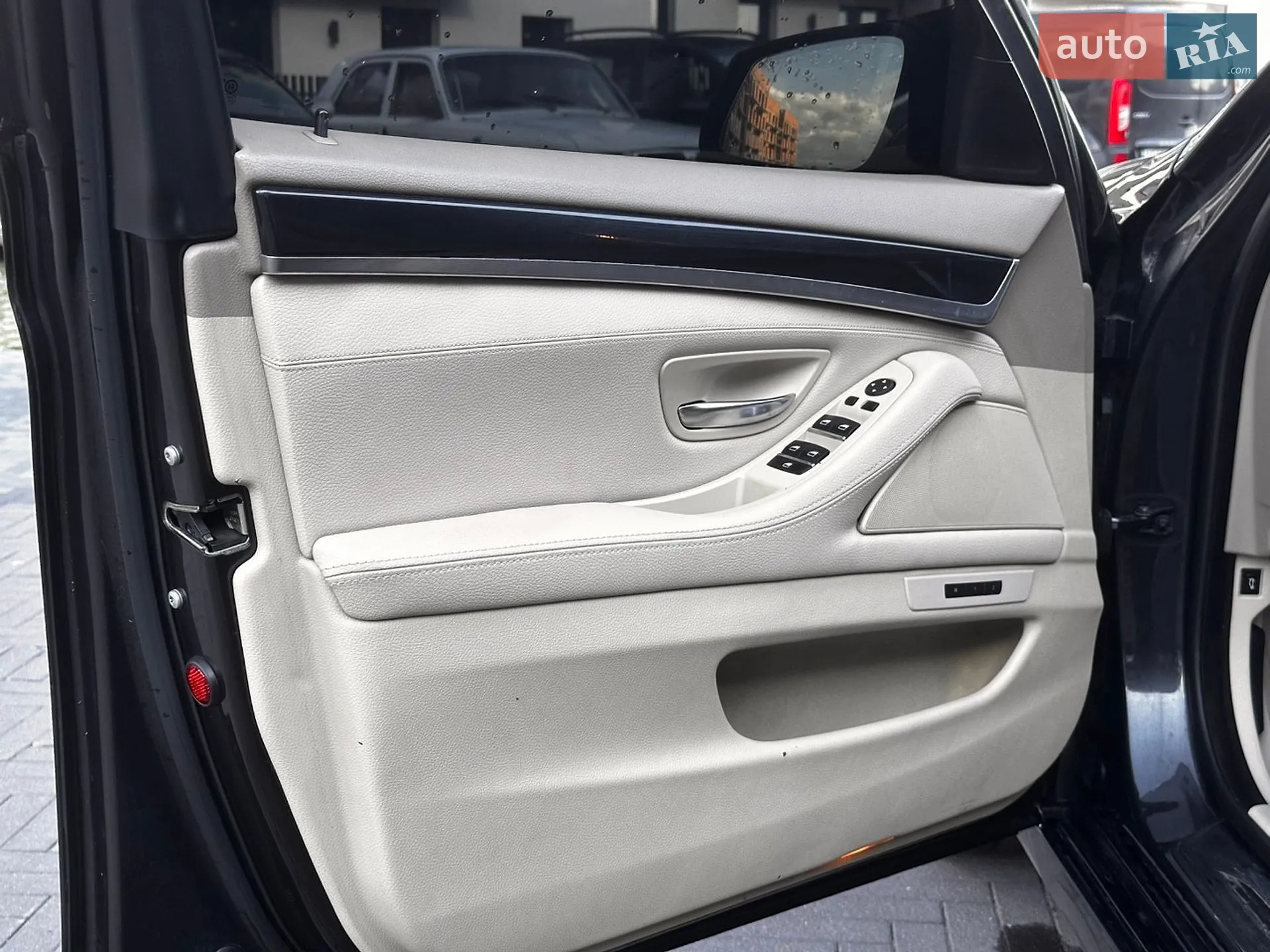 2012 BMW 5er - мініатюра 17