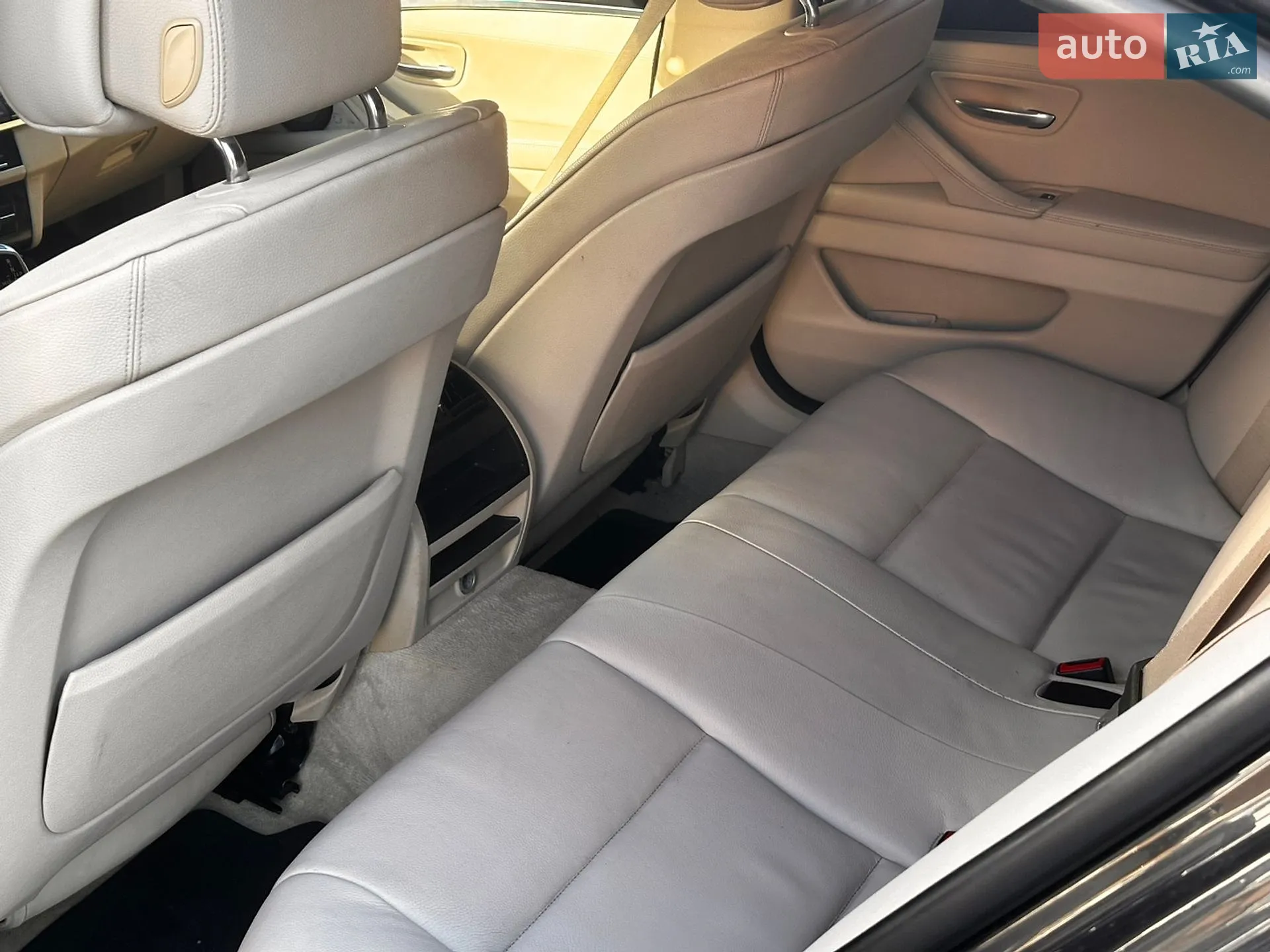 2012 BMW 5er - мініатюра 23